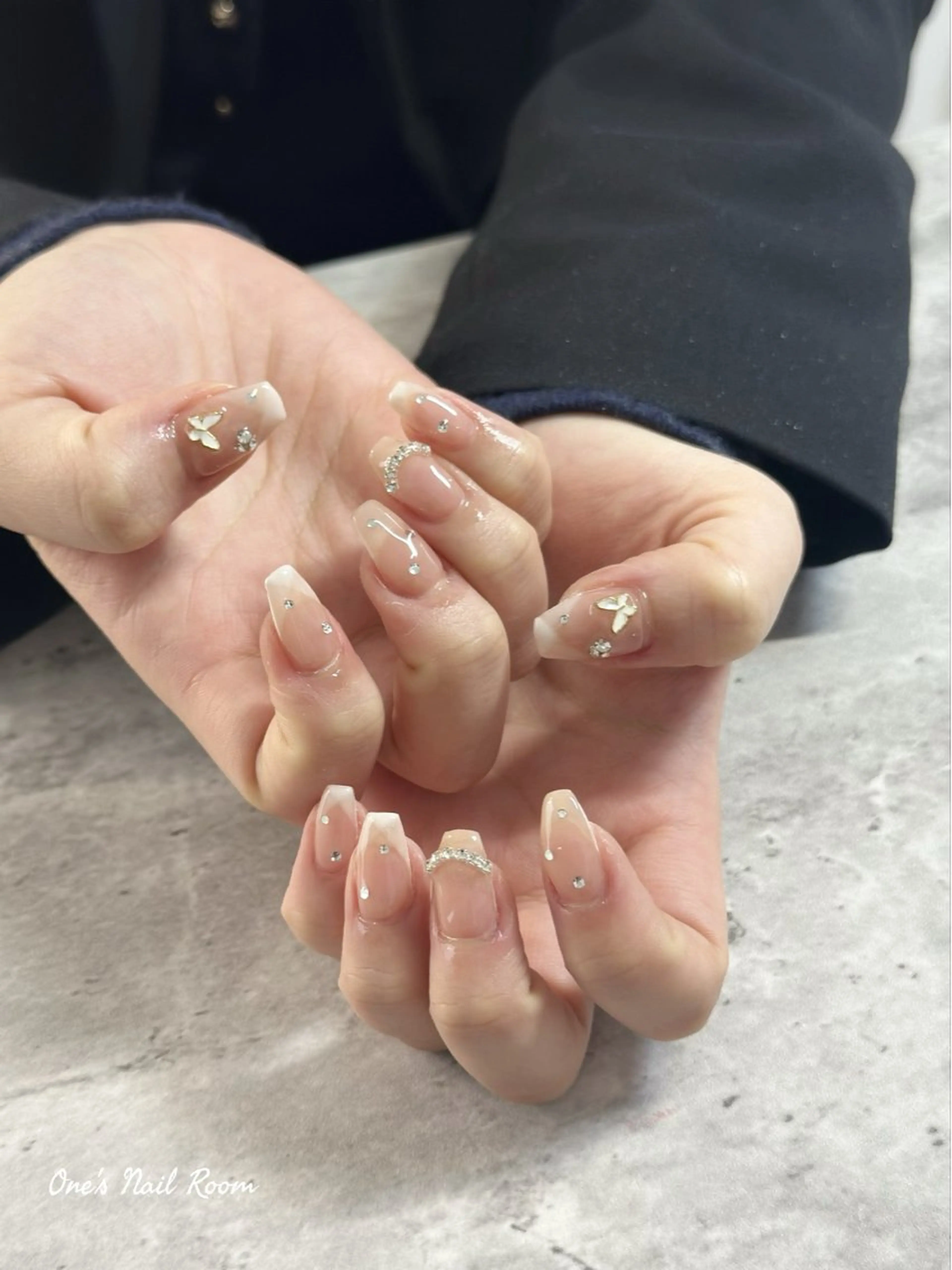 ネイル ハンドネイル One's Nail Roomのネイルデザイン