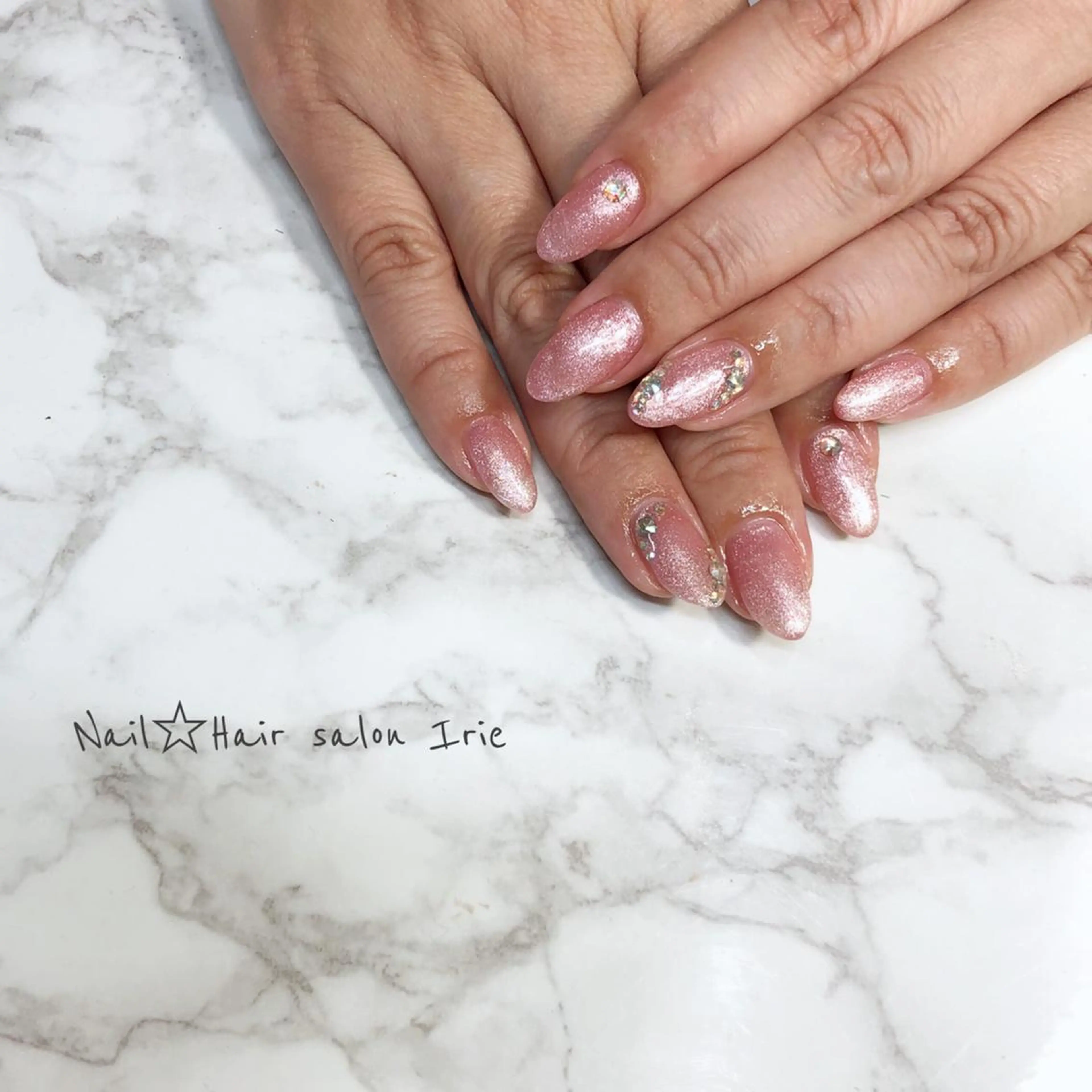 ネイル Hair salon Irie所属・與儀 知佳のネイルデザイン