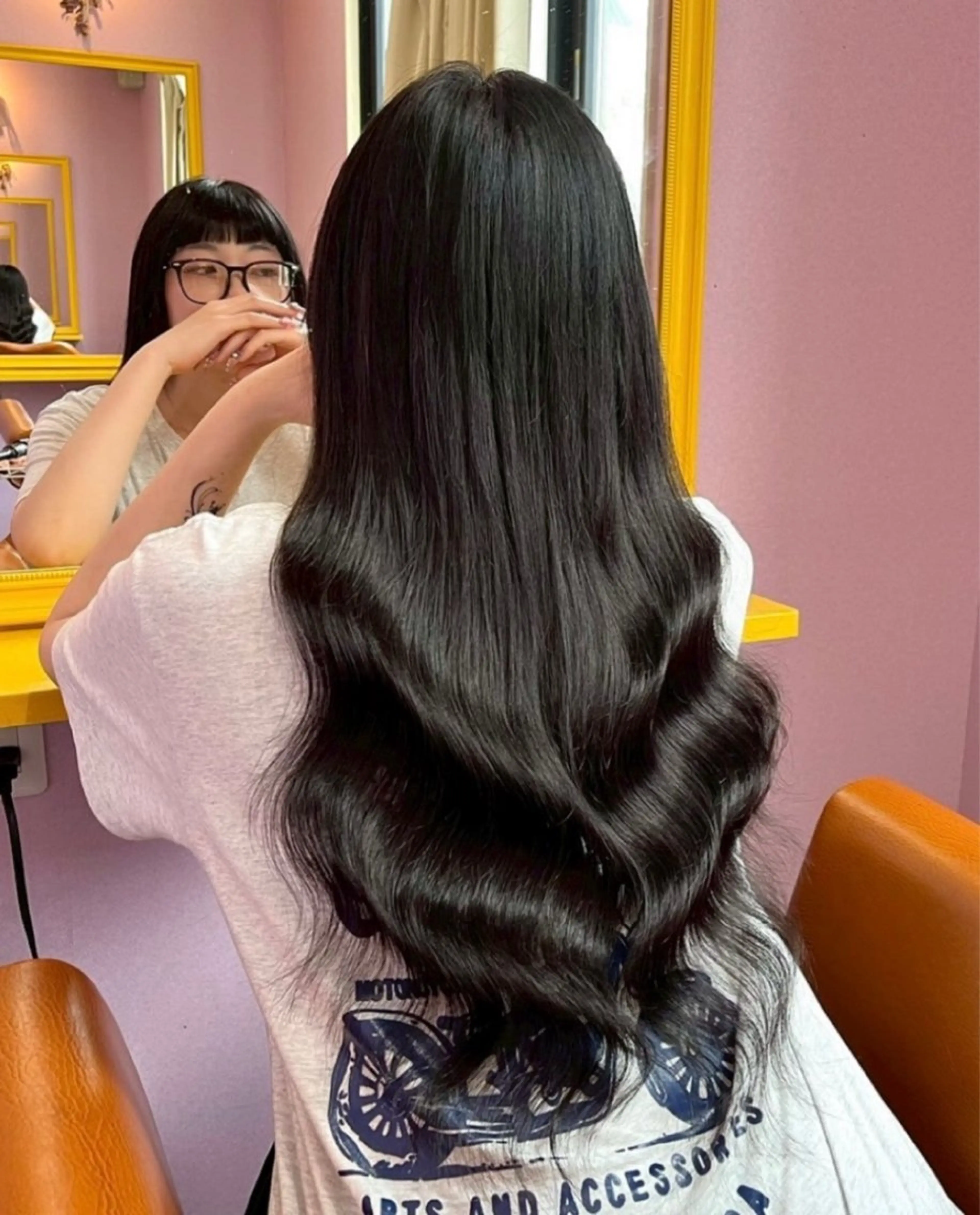 ロング シール＋ちび編み込み エクステ梅田🐨のヘアスタイル