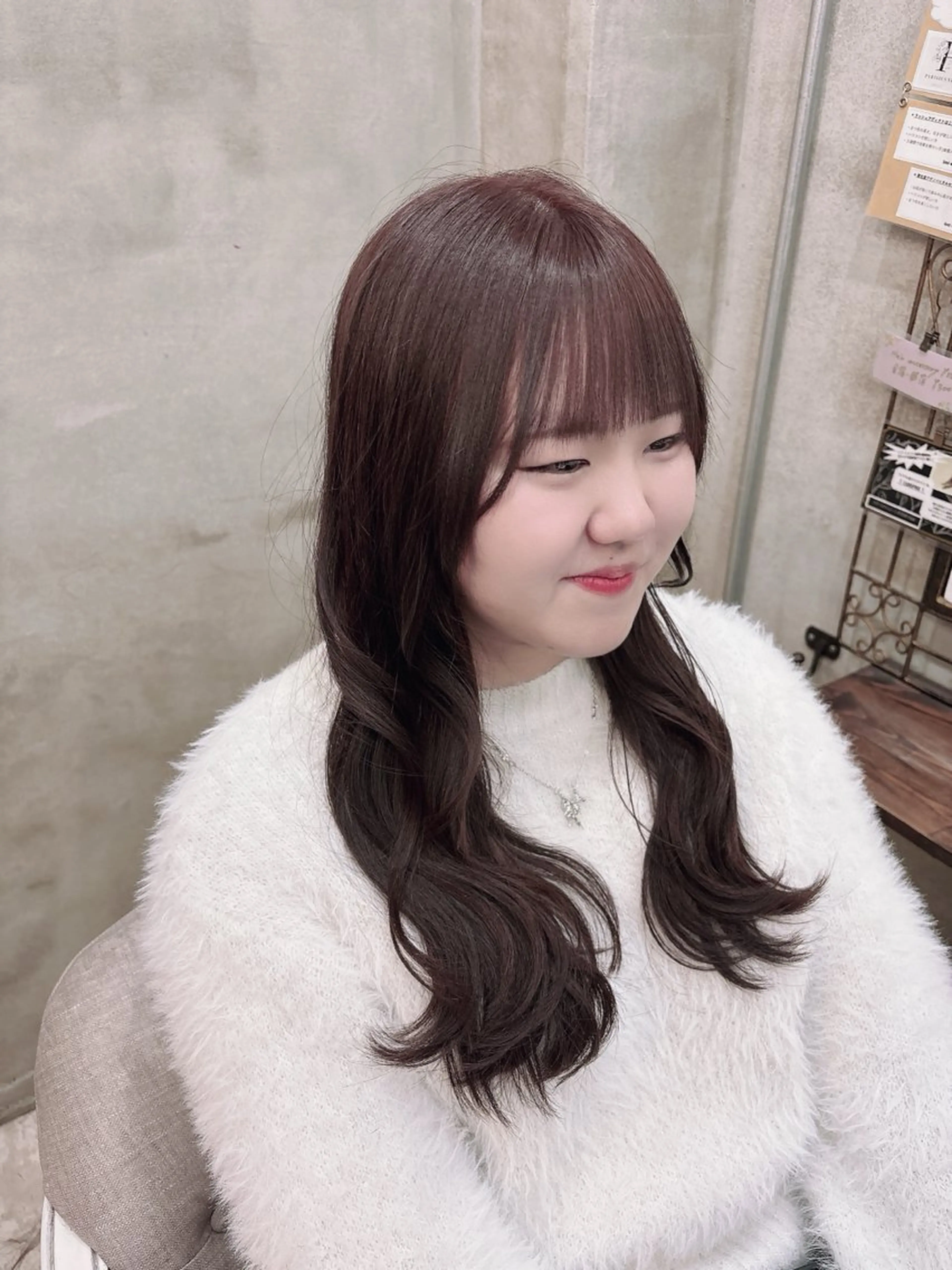 ミディアム 顔まわりレイヤー 顔周りカット レイヤーカット カット ヘアカラー トリートメント メンズ/ヘアセット/ レイヤーカット/💶のヘアスタイル