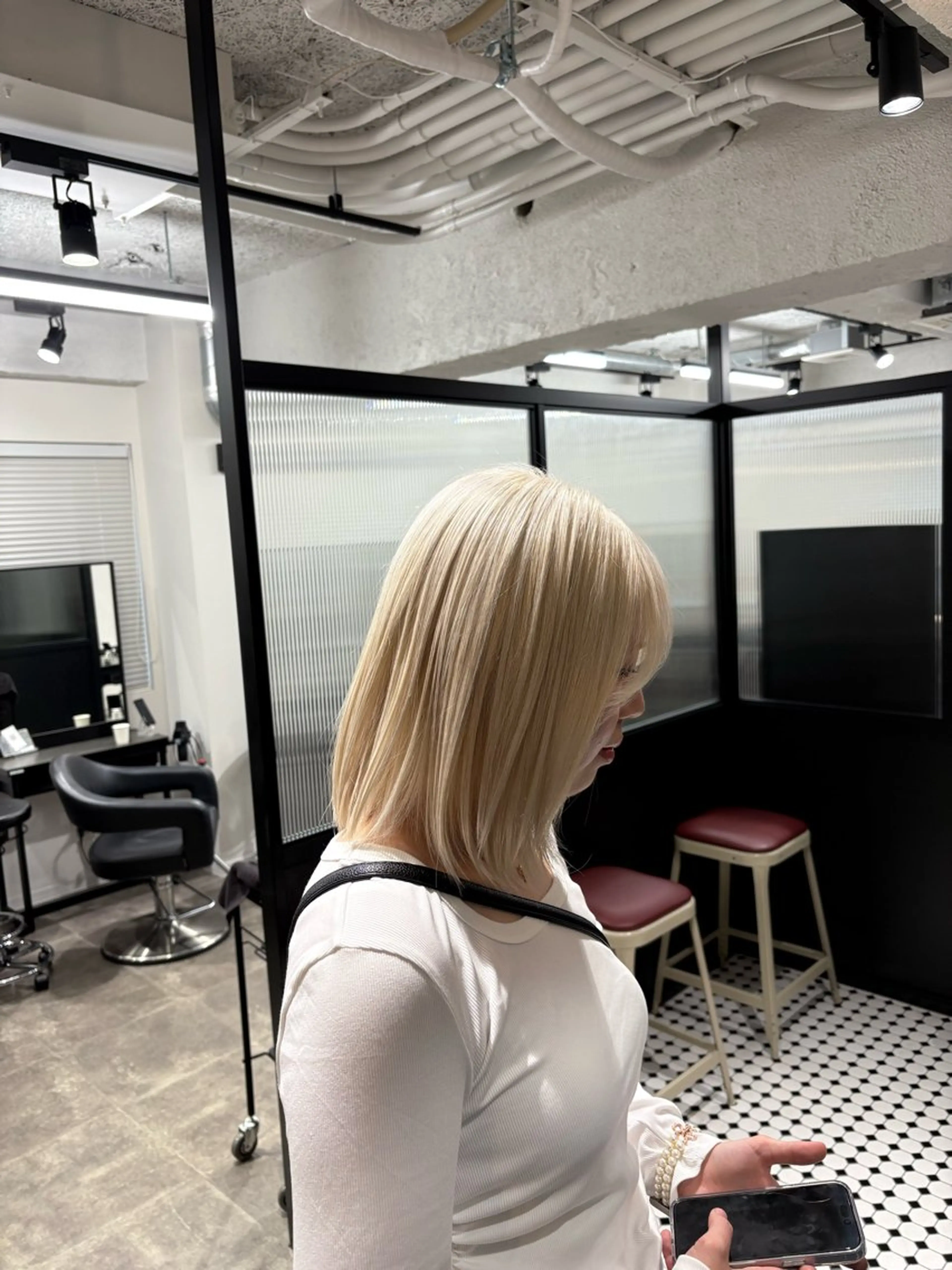 ショート カラー ヘアカラー ヘアセット 韓国/トレンド レイヤー【101】のヘアスタイル