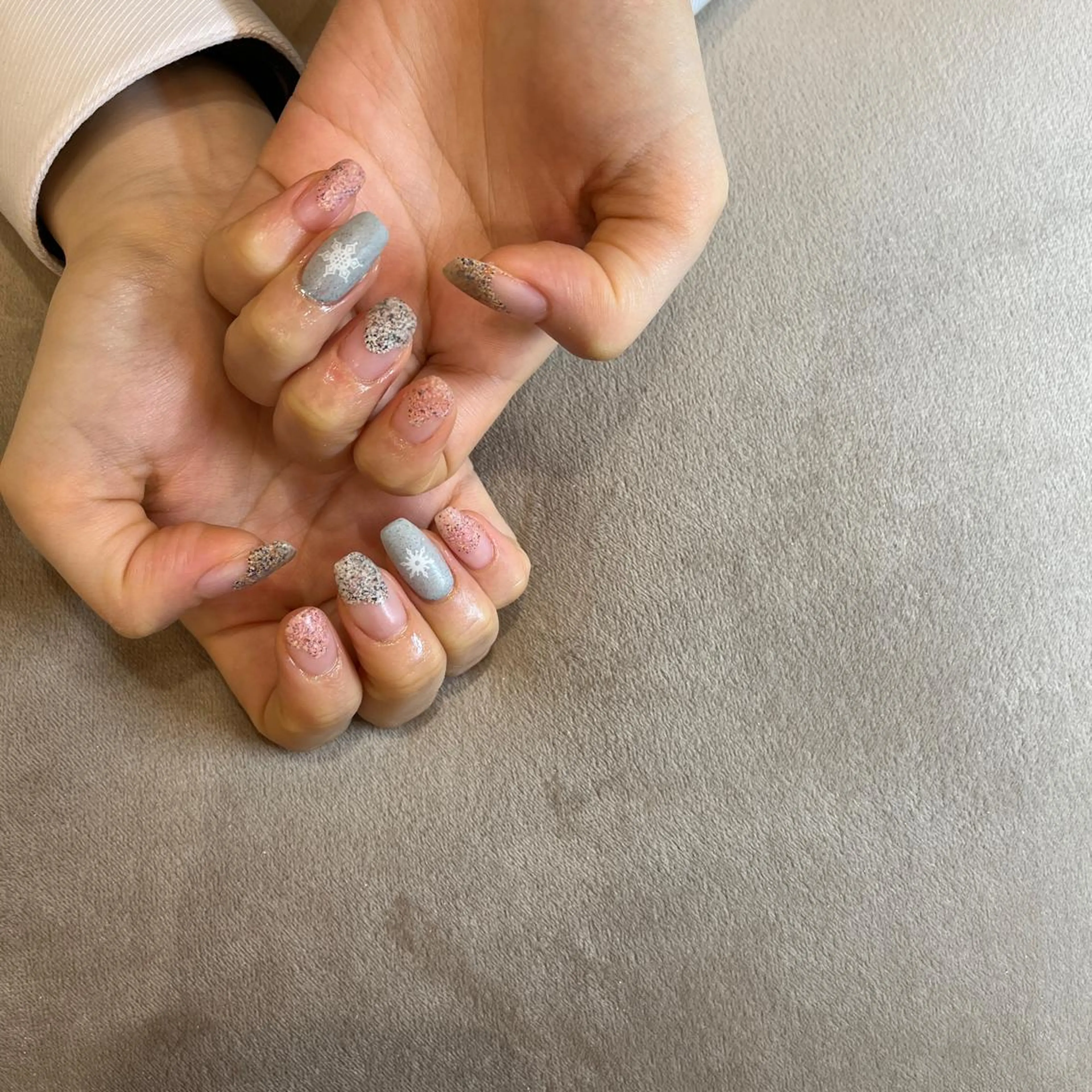 ネイル フリーランス¨̮⃝ ネイリストOKADAのネイルデザイン