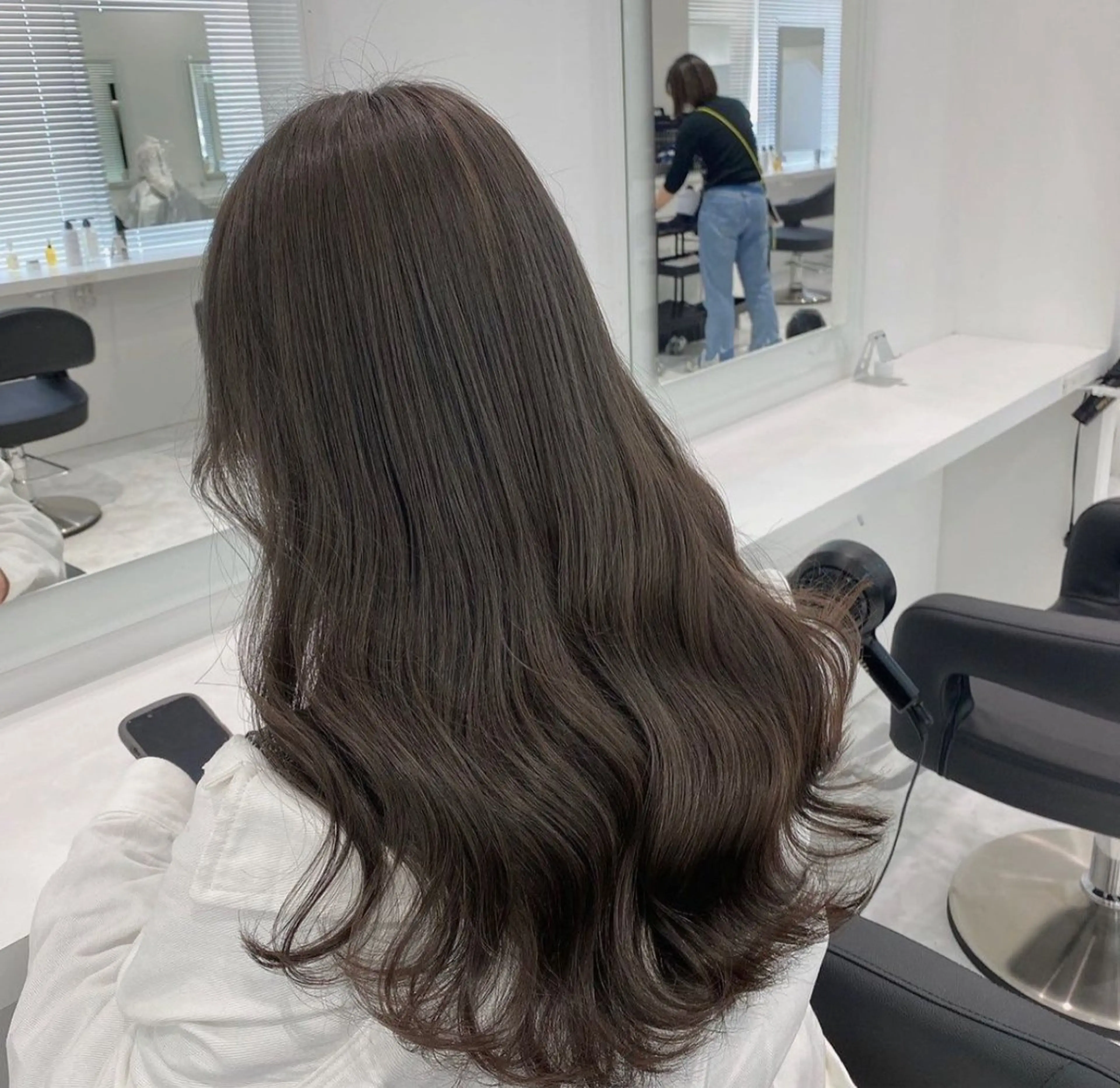 ロング カラー 🤍ブリーチなし ブラウンhimi🤍のヘアスタイル