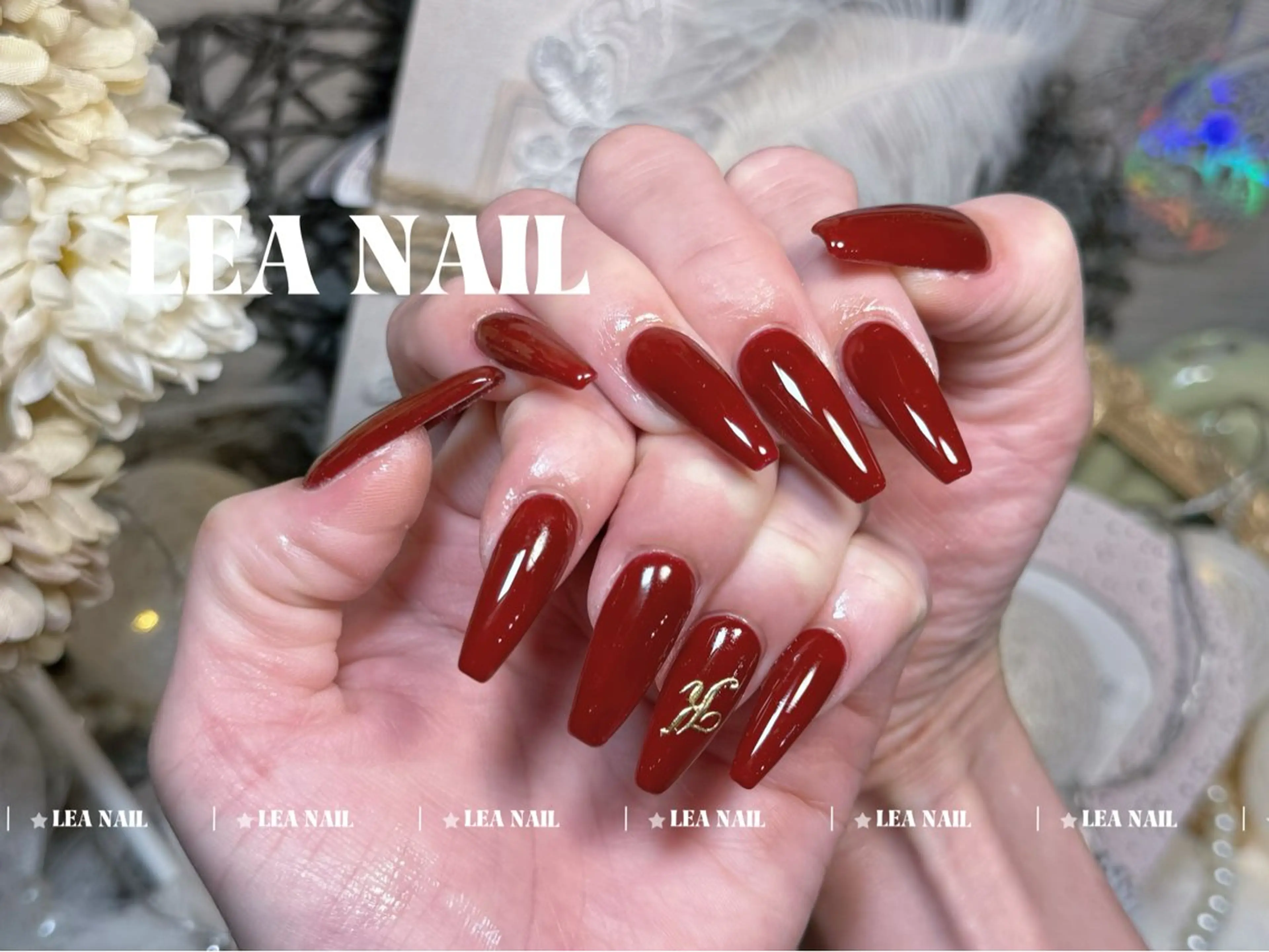ネイル チークネイル フラッシュネイル フットネイル フレンチネイル ジェルネイル ハンドネイル Luxe Nail Salonのネイルデザイン
