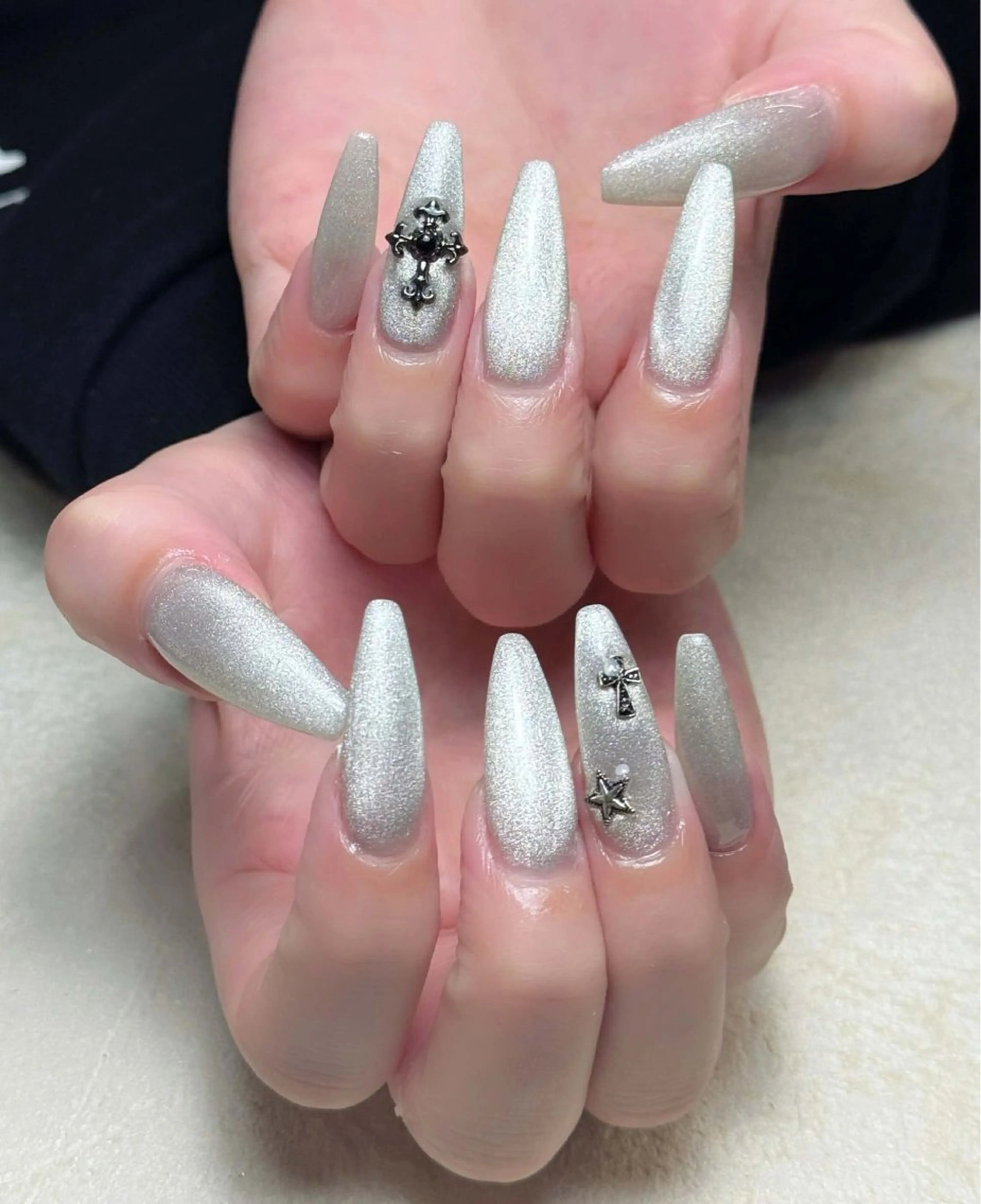 ネイル アートネイル オーロラネイル 長さ出し フレンチネイル ジェルネイル ハンドネイル 中野駅から2分 MEO NAILのネイルデザイン