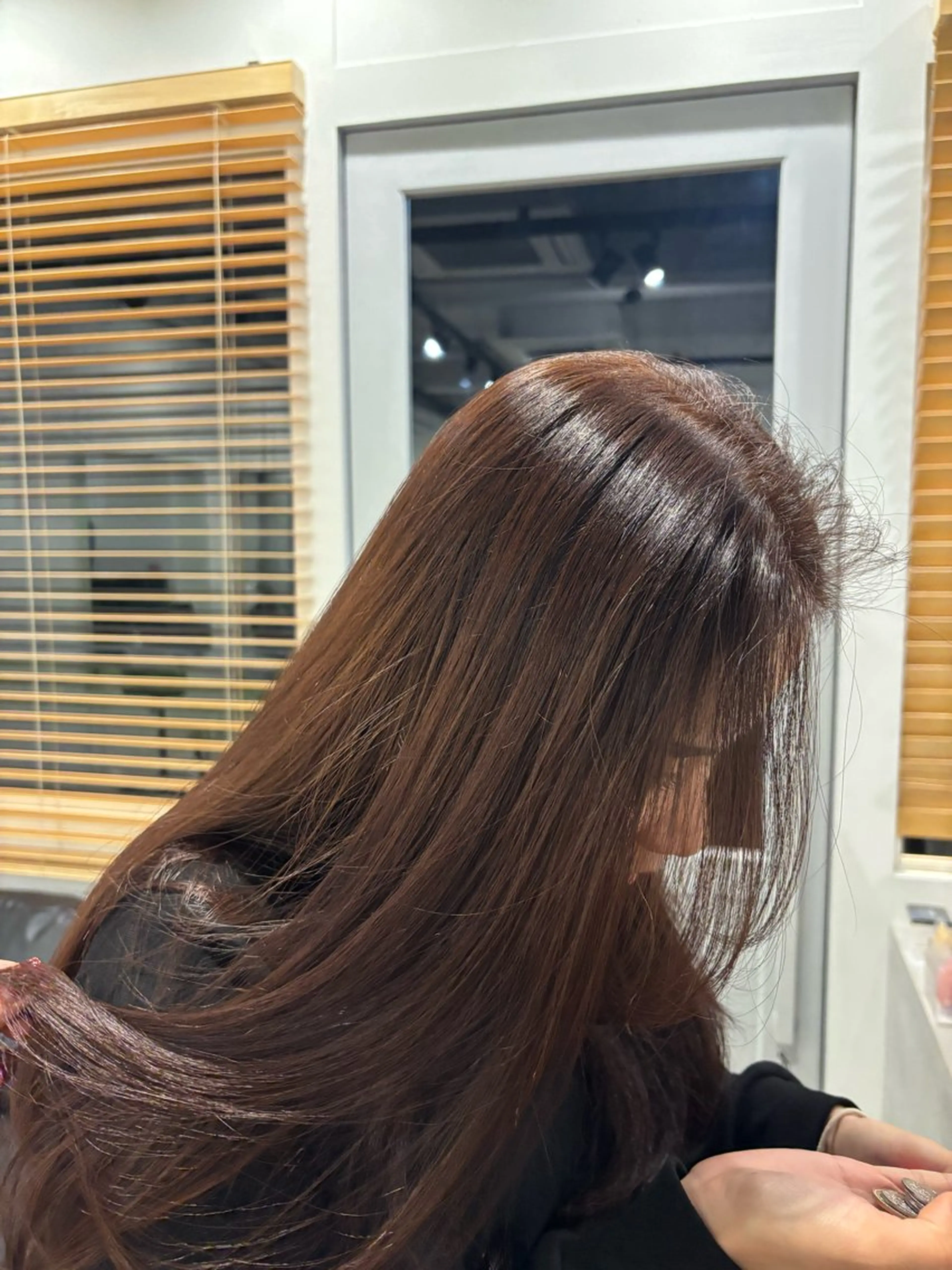 ロング カラー 熊取谷 茉那のヘアスタイル