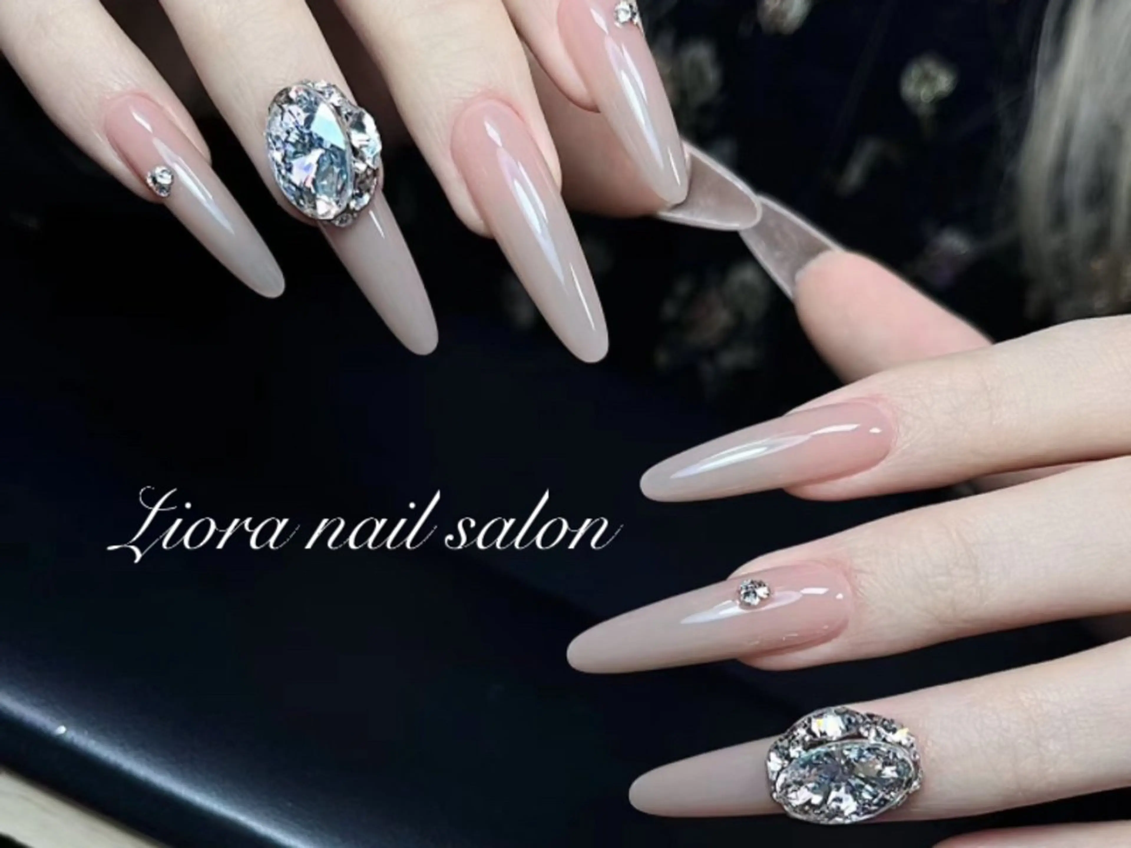 ネイル フレンチネイル ジェルネイル ガーリー グラデーション キラキラネイル ハンドネイル Liora nail スカルプ専門店のネイルデザイン