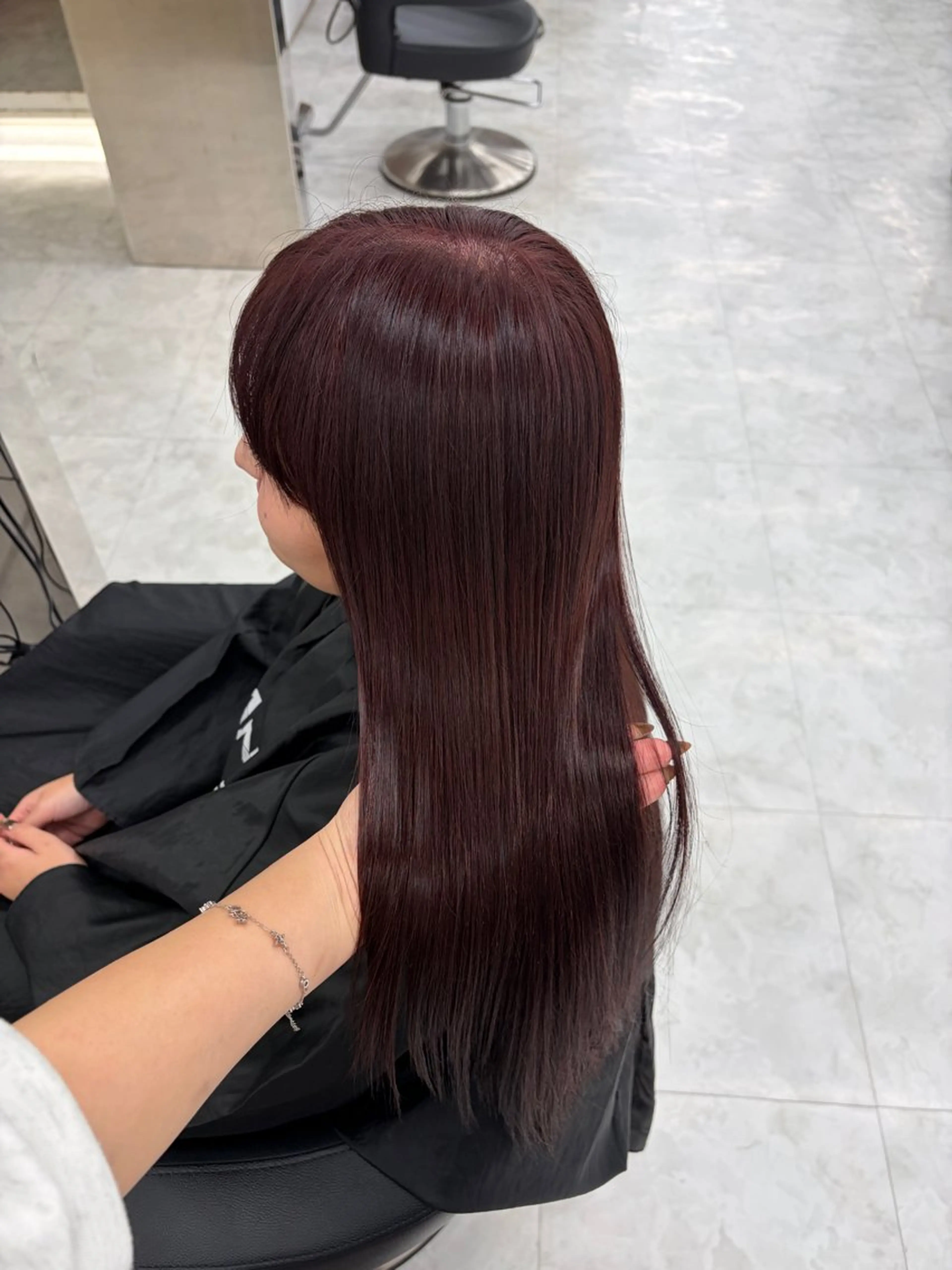 ロング カラー カット ヘアカラー トリートメント ヘアセット 透明感うる艶カラー 🤍MANAMIのヘアスタイル