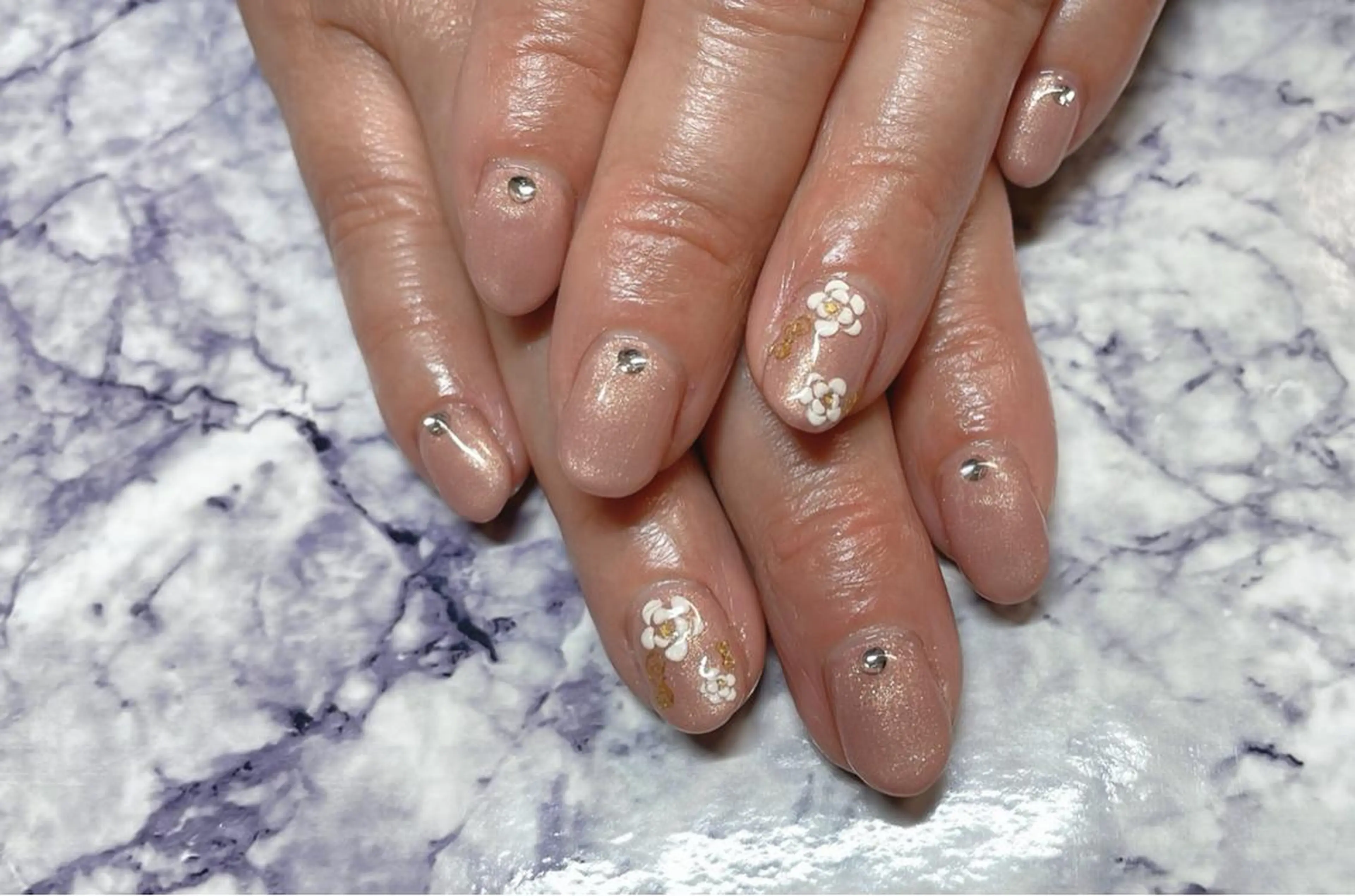 ミディアム 島村 真由紀のネイルデザイン