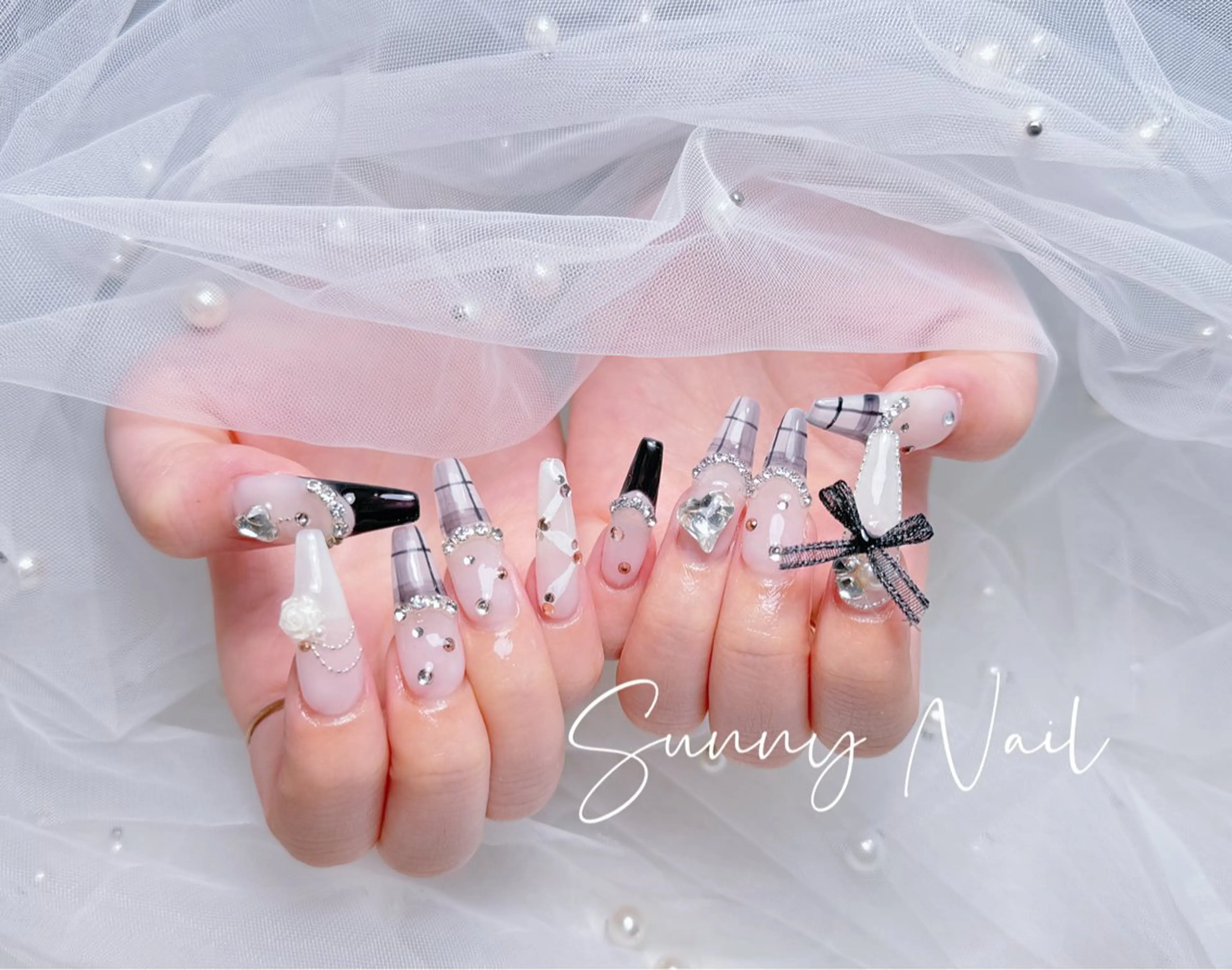 ネイル Sunnyサニー所属・桝井 春奈のネイルデザイン