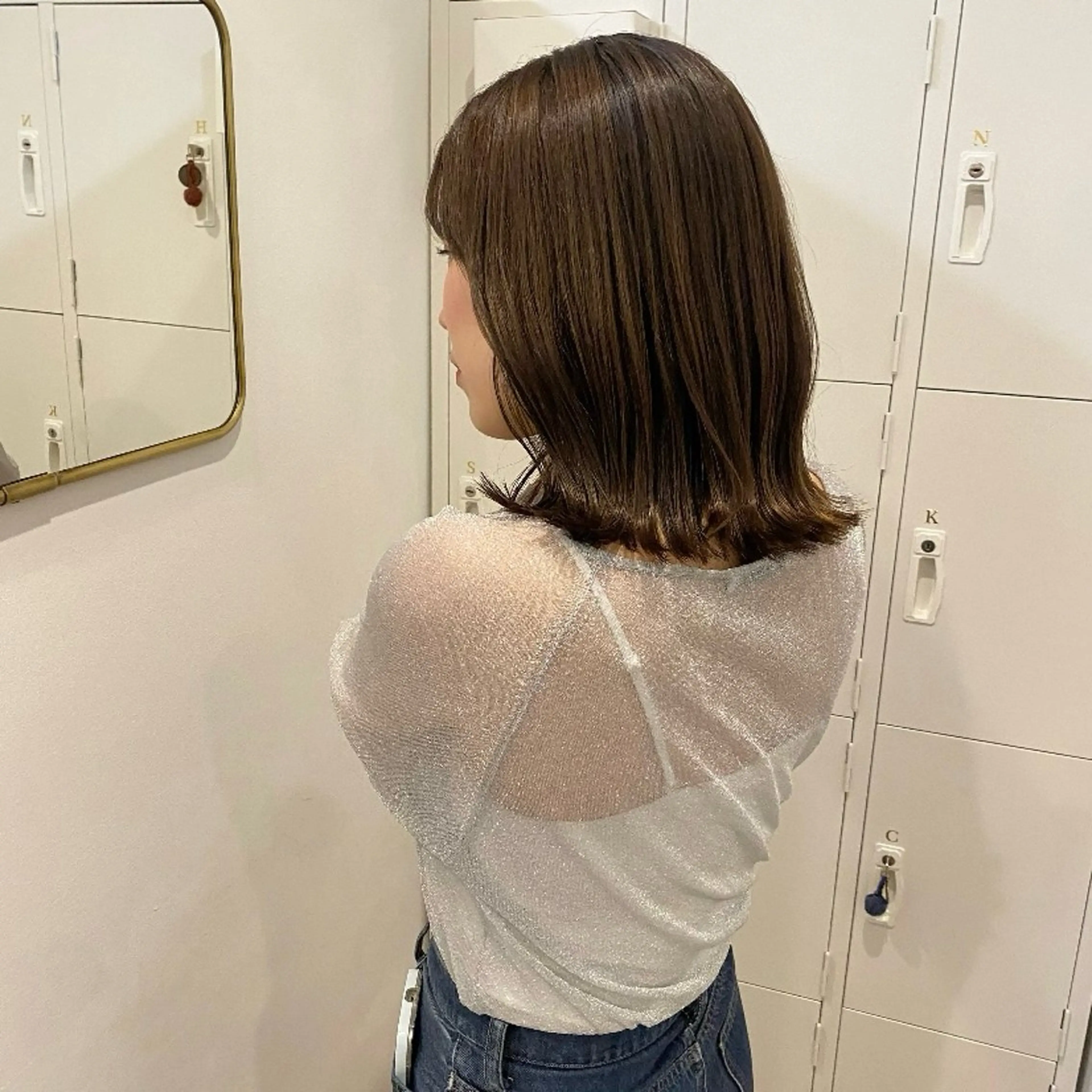 ミディアム カラー ベージュカラー カット ヘアカラー トリートメント H梅田 / 811 堀本菜奈のヘアスタイル