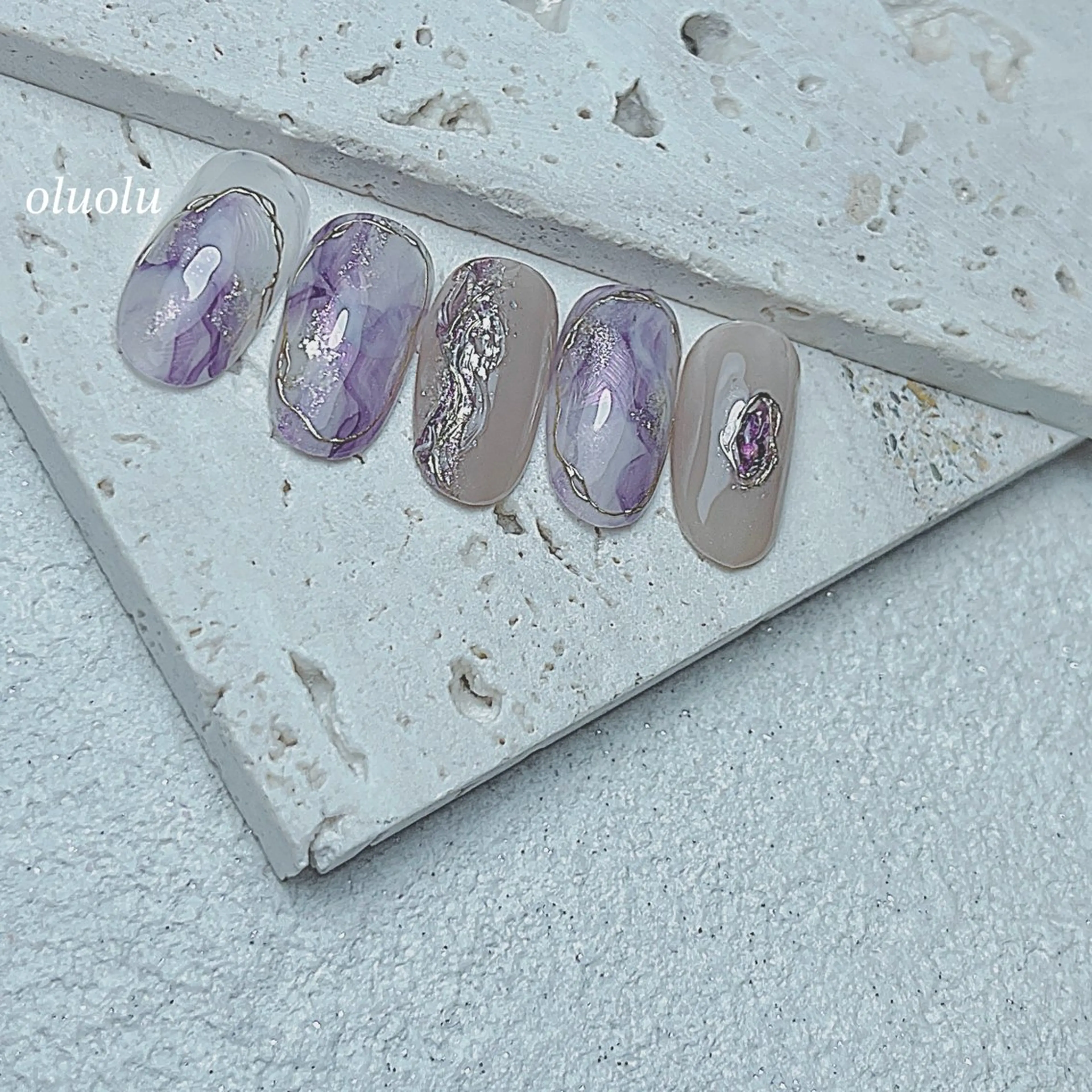 ネイル アートネイル フットネイル ミラーネイル ニュアンスネイル ハンドネイル 大村 紬華のネイルデザイン