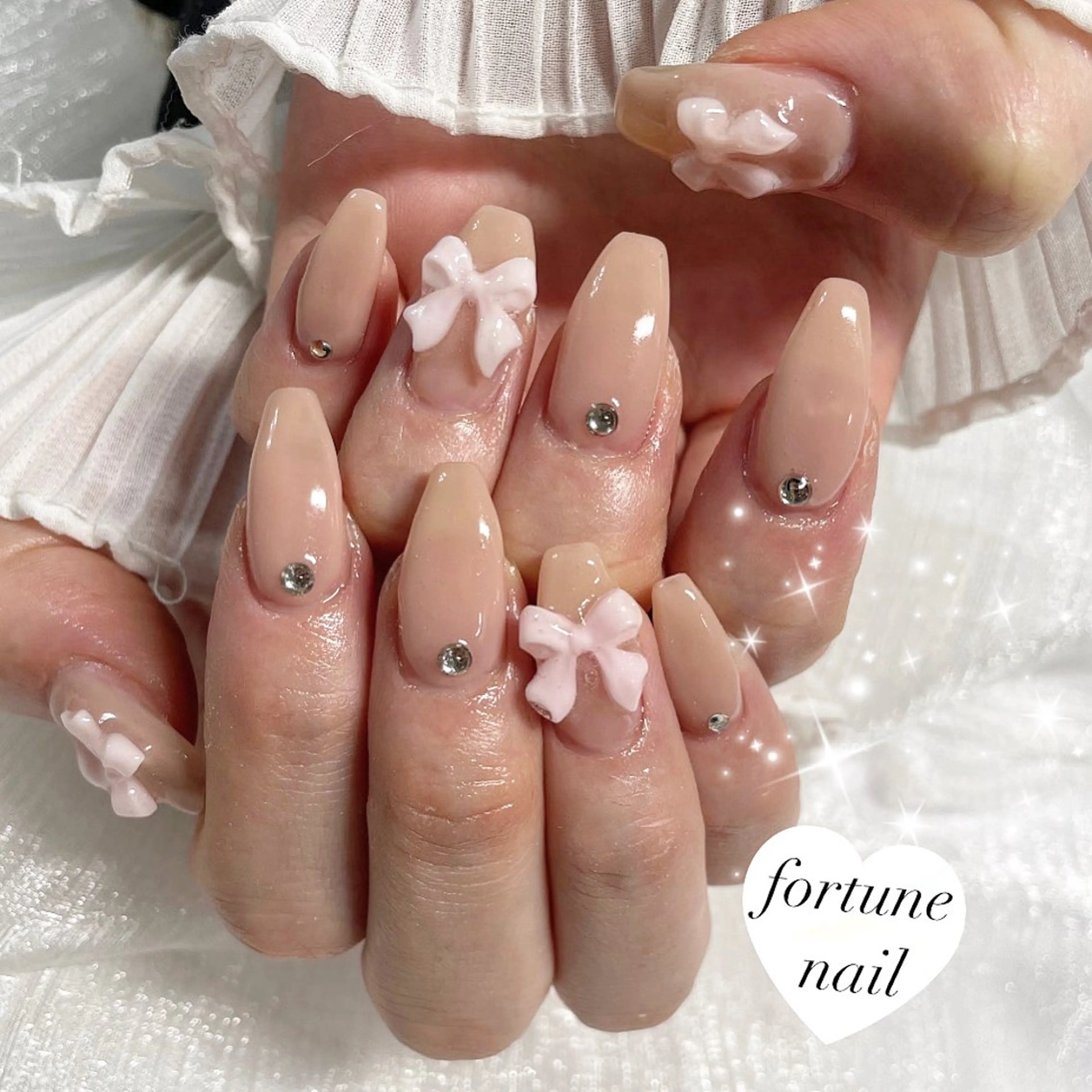 ネイル ガーリー 韓国ネイル リボン シンプルネイル ハンドネイル ☆saori ☆のネイルデザイン