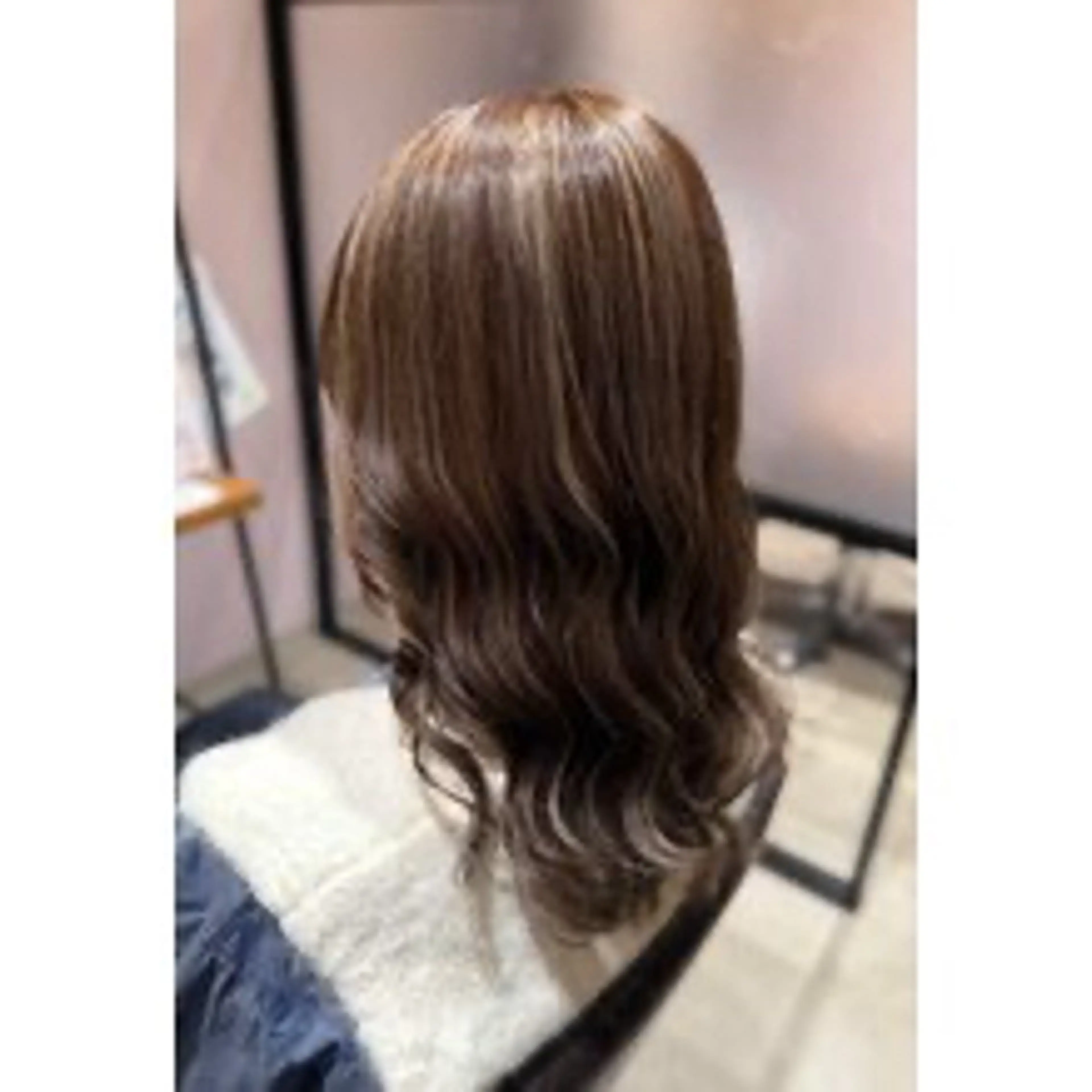 カラー ヘアカラー 梶 瑞希のヘアスタイル