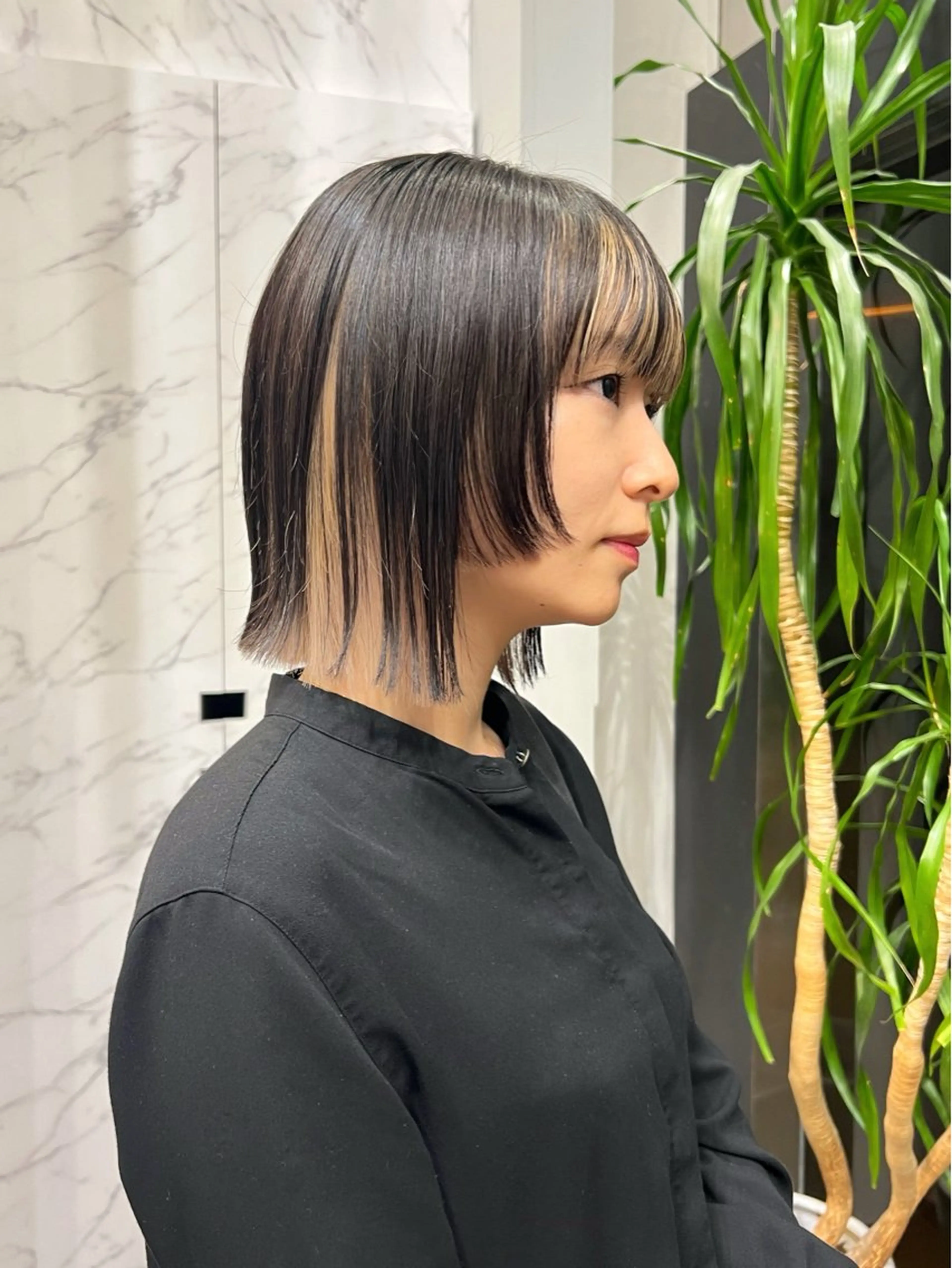 ショート カラー ベージュカラー ボブ カット ヘアカラー 柏木  彩花のヘアスタイル