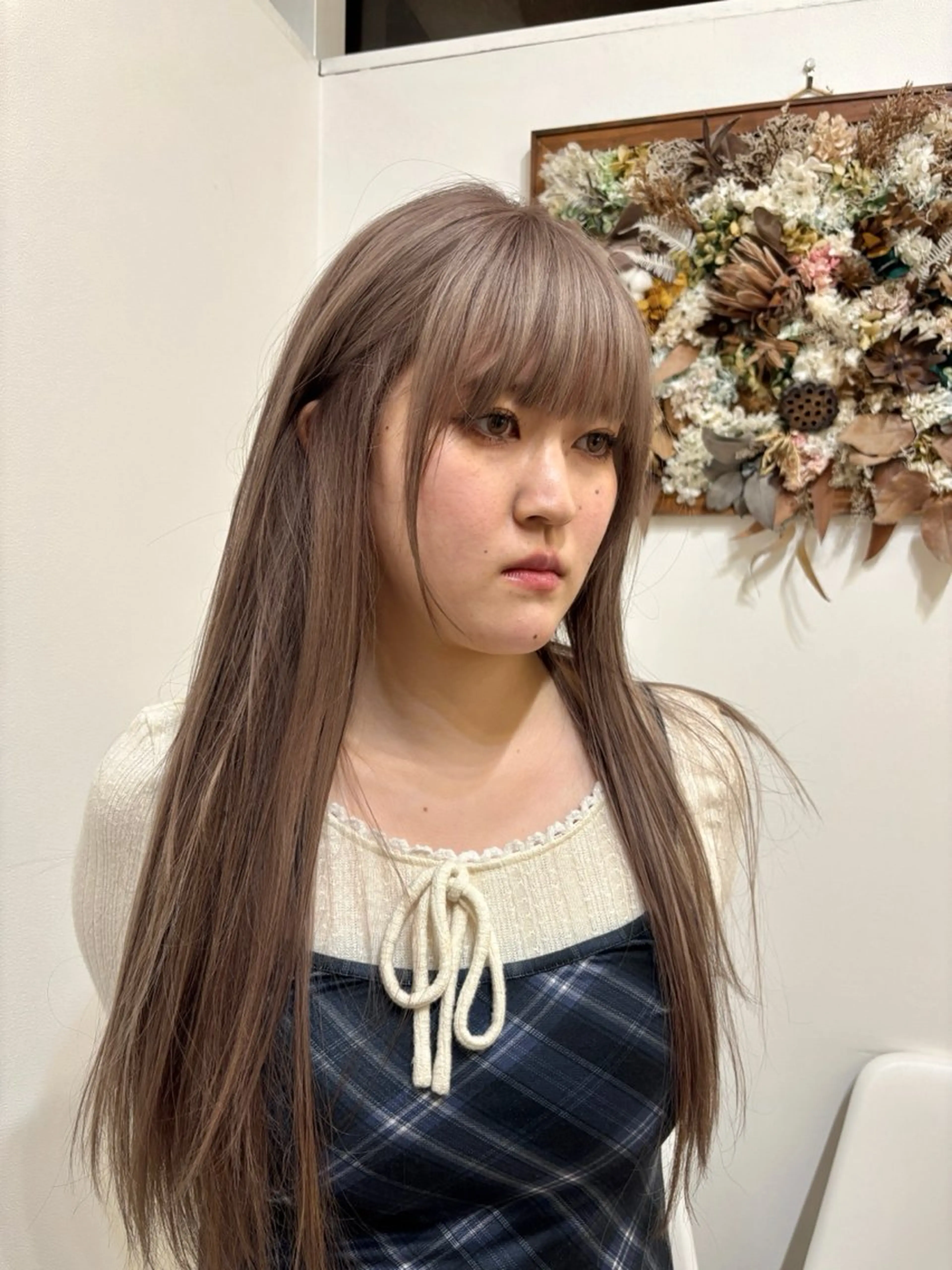 カラー 透明感カラー 髙木 藍紗のヘアスタイル