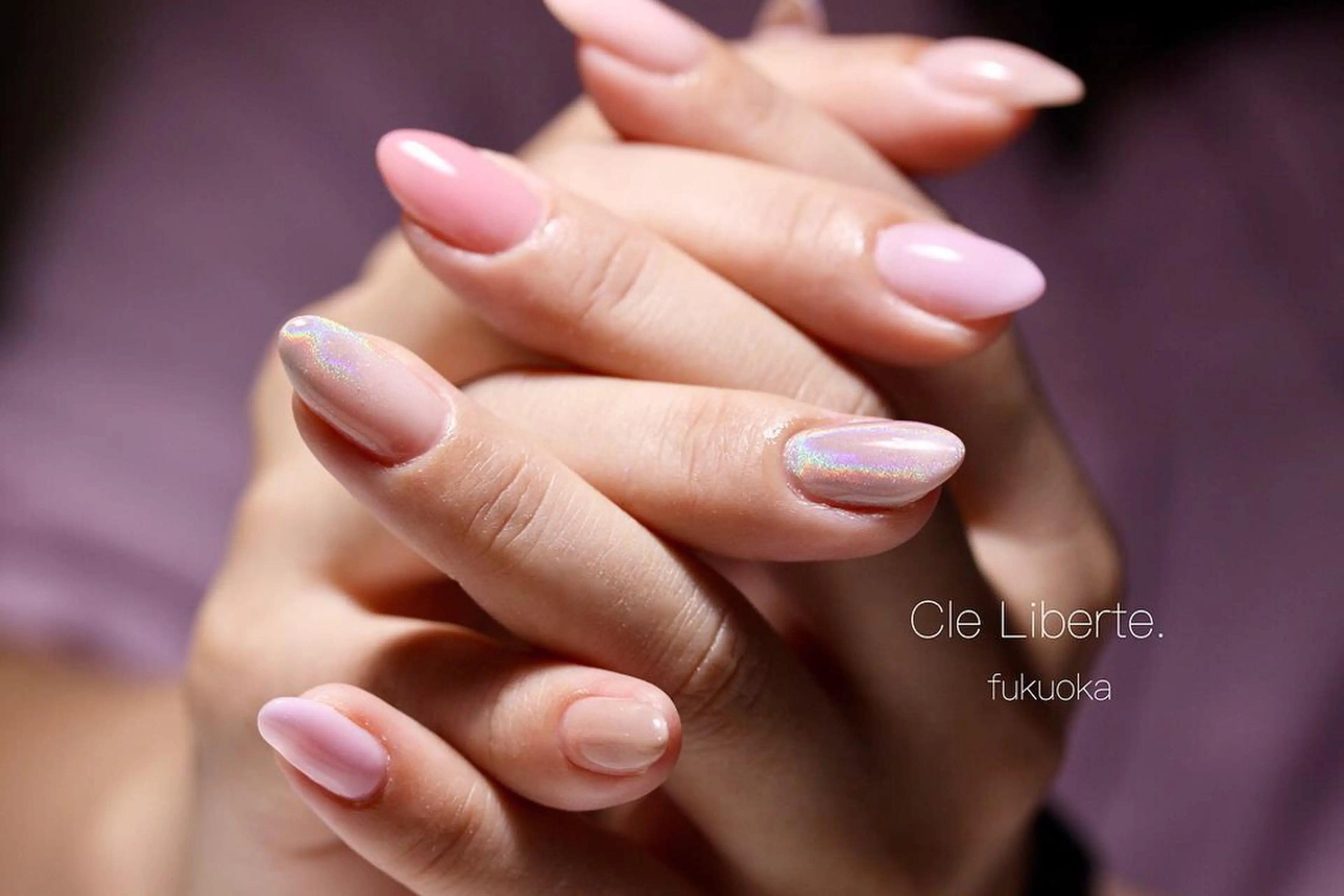 ネイル ラメ(グリッター) Elio所属・Elio 国泰寺のネイルデザイン