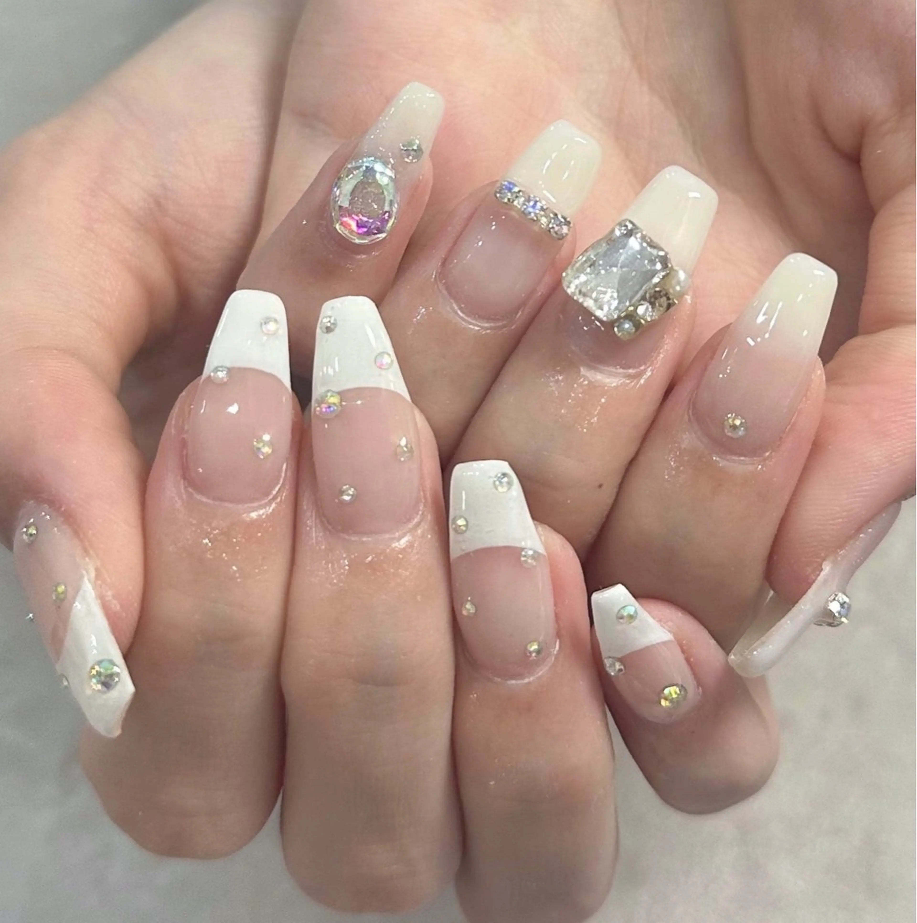 ネイル LAVISH nanamiのネイルデザイン