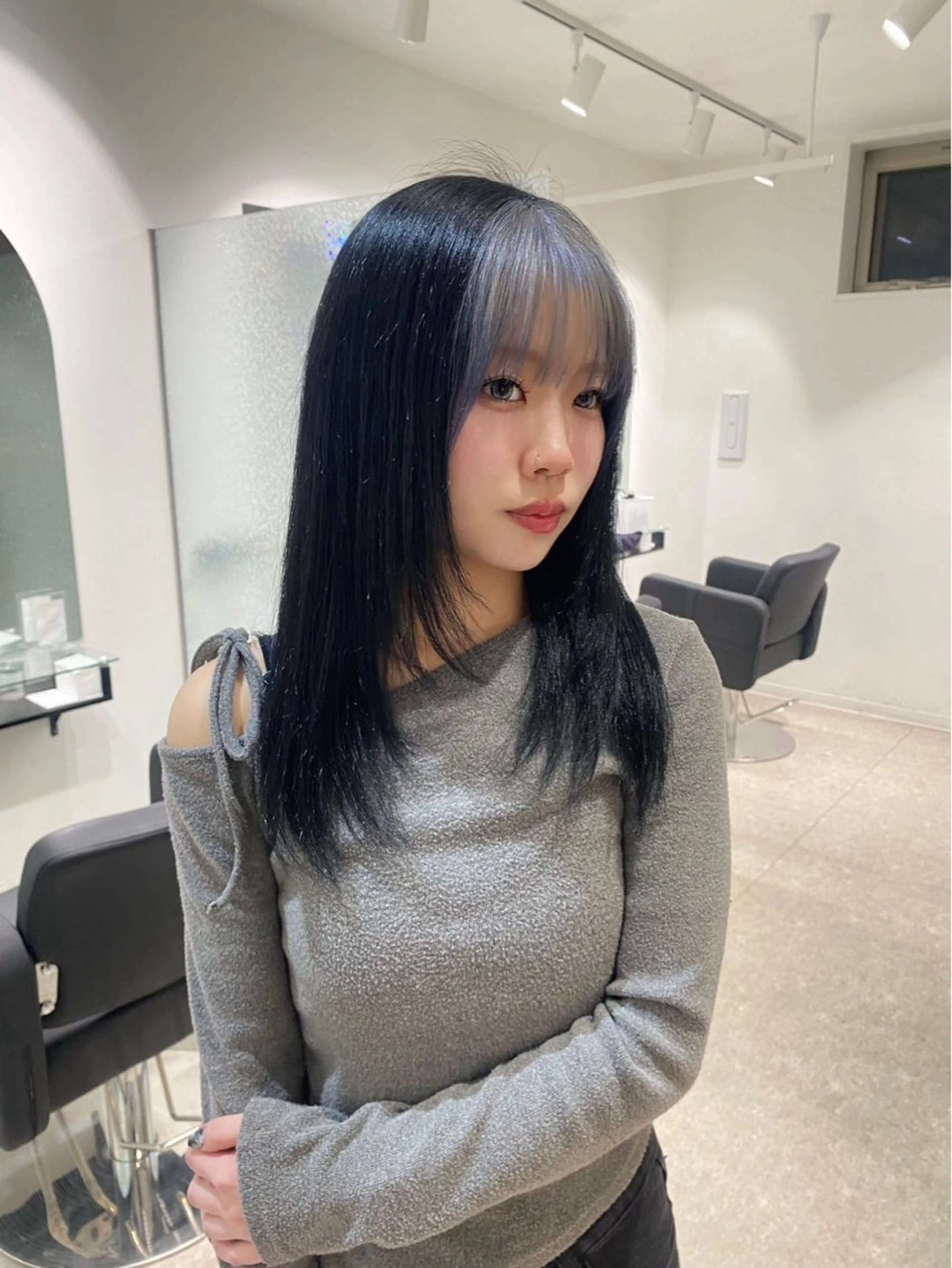 セミロング カラー 縮毛矯正／韓国ヘア AO俊介🌐のヘアスタイル