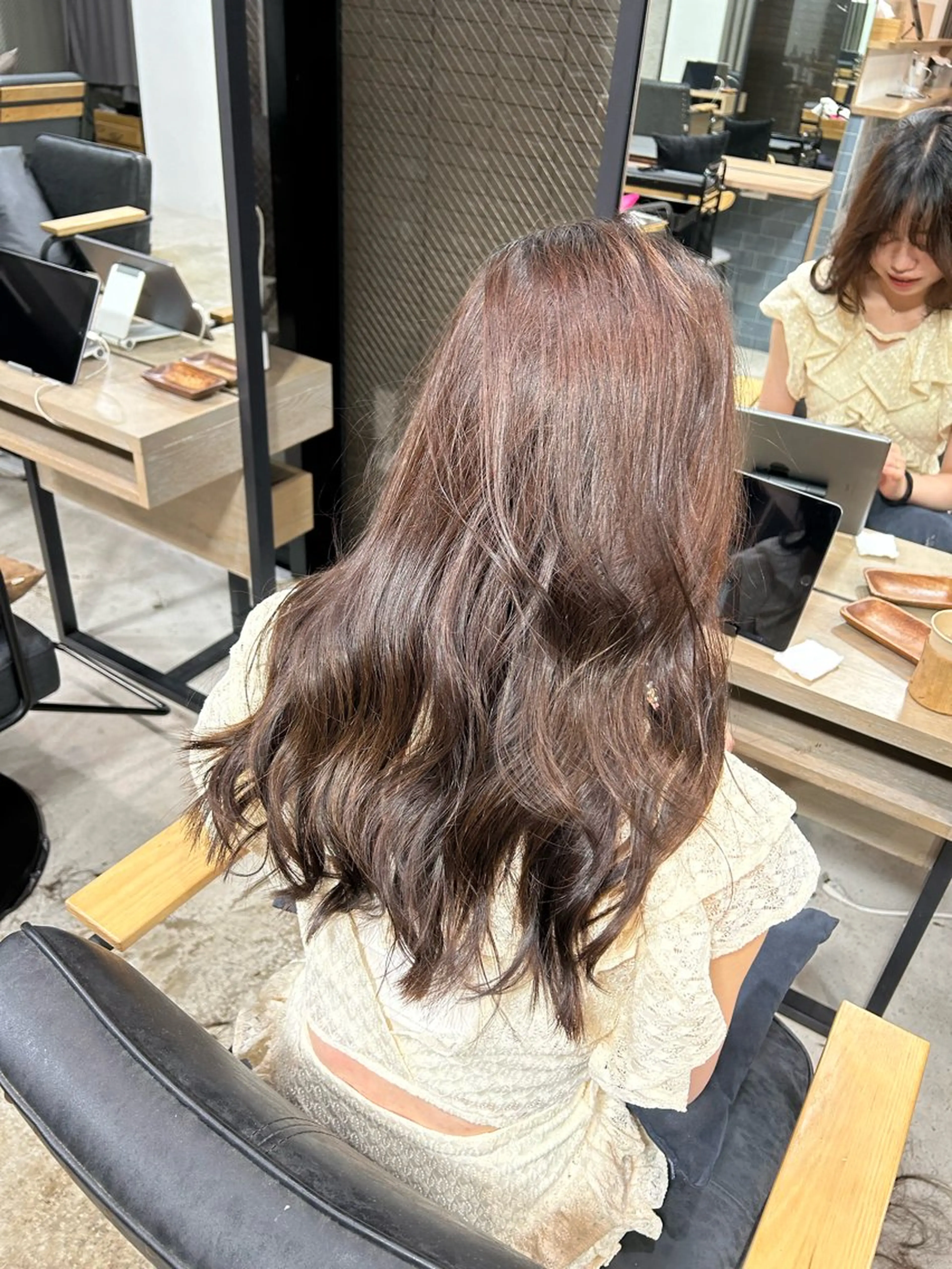 ロング ロングレイヤー レイヤーカット ロング 京谷 宥のヘアスタイル