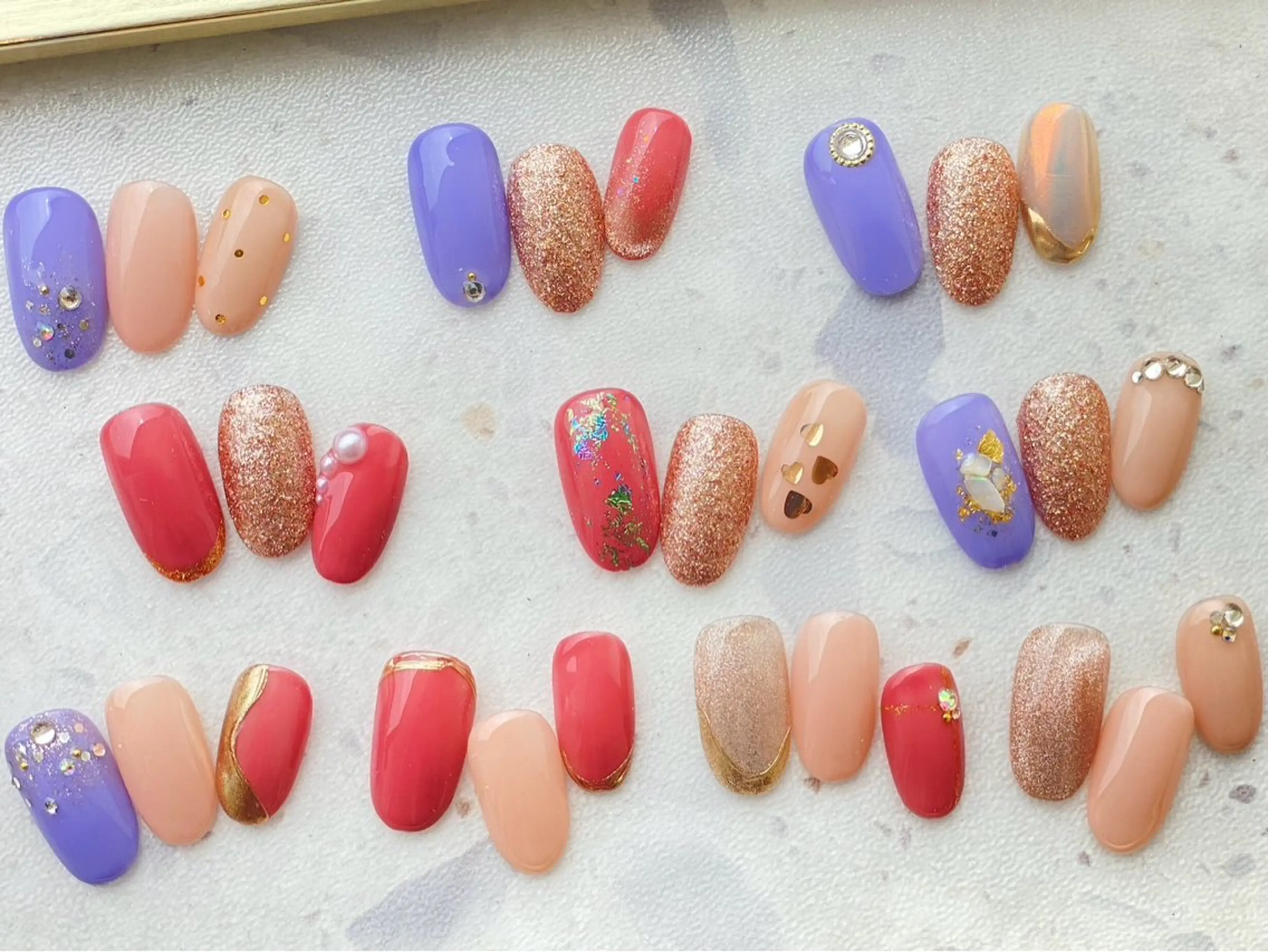 ネイル ハンドネイル カネマル ユウナのネイルデザイン