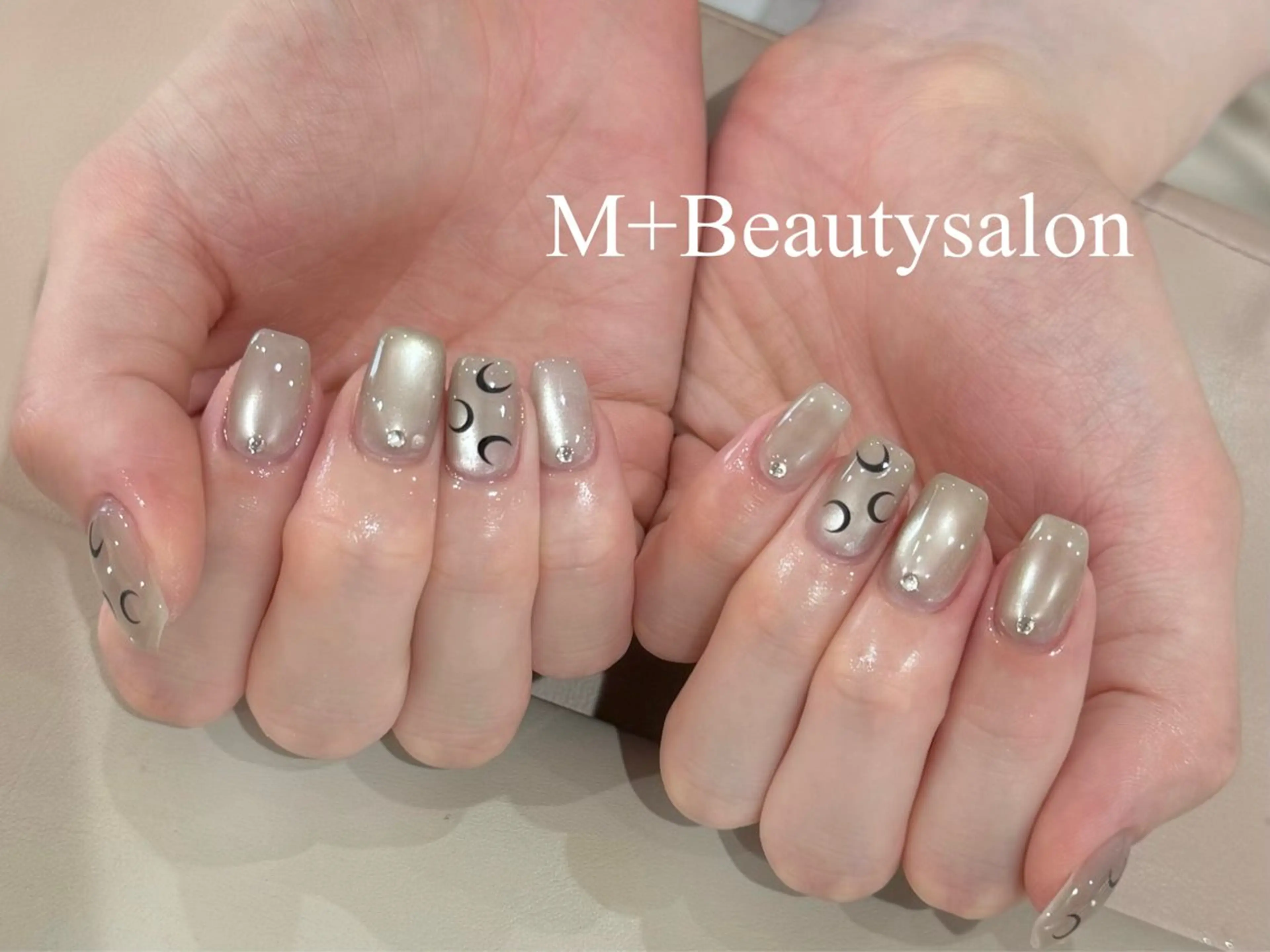 ネイル ハンドネイル M+  Beauty Salonのネイルデザイン