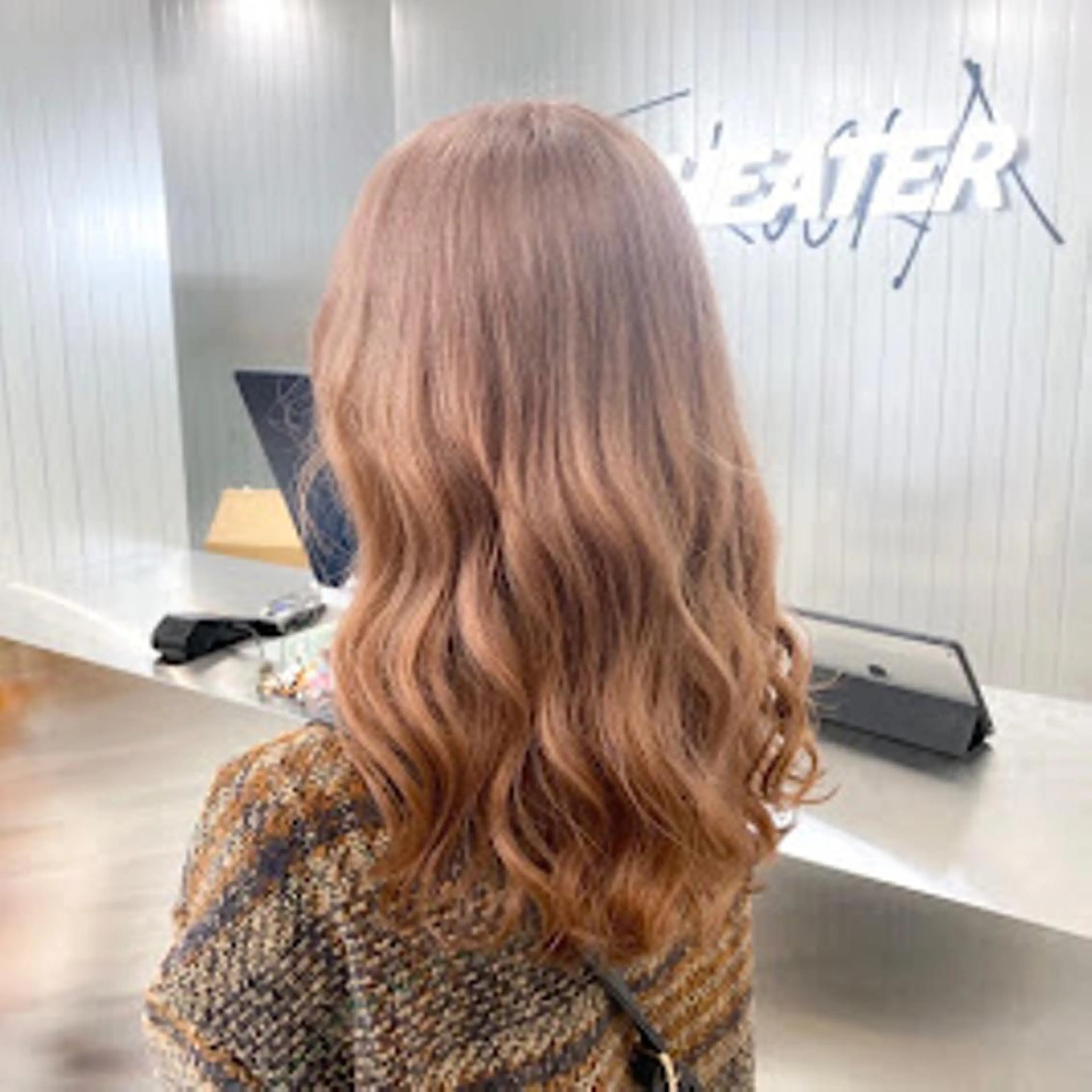 カラー 🫧 THEATER 【公式】🫧天神🫧のヘアスタイル