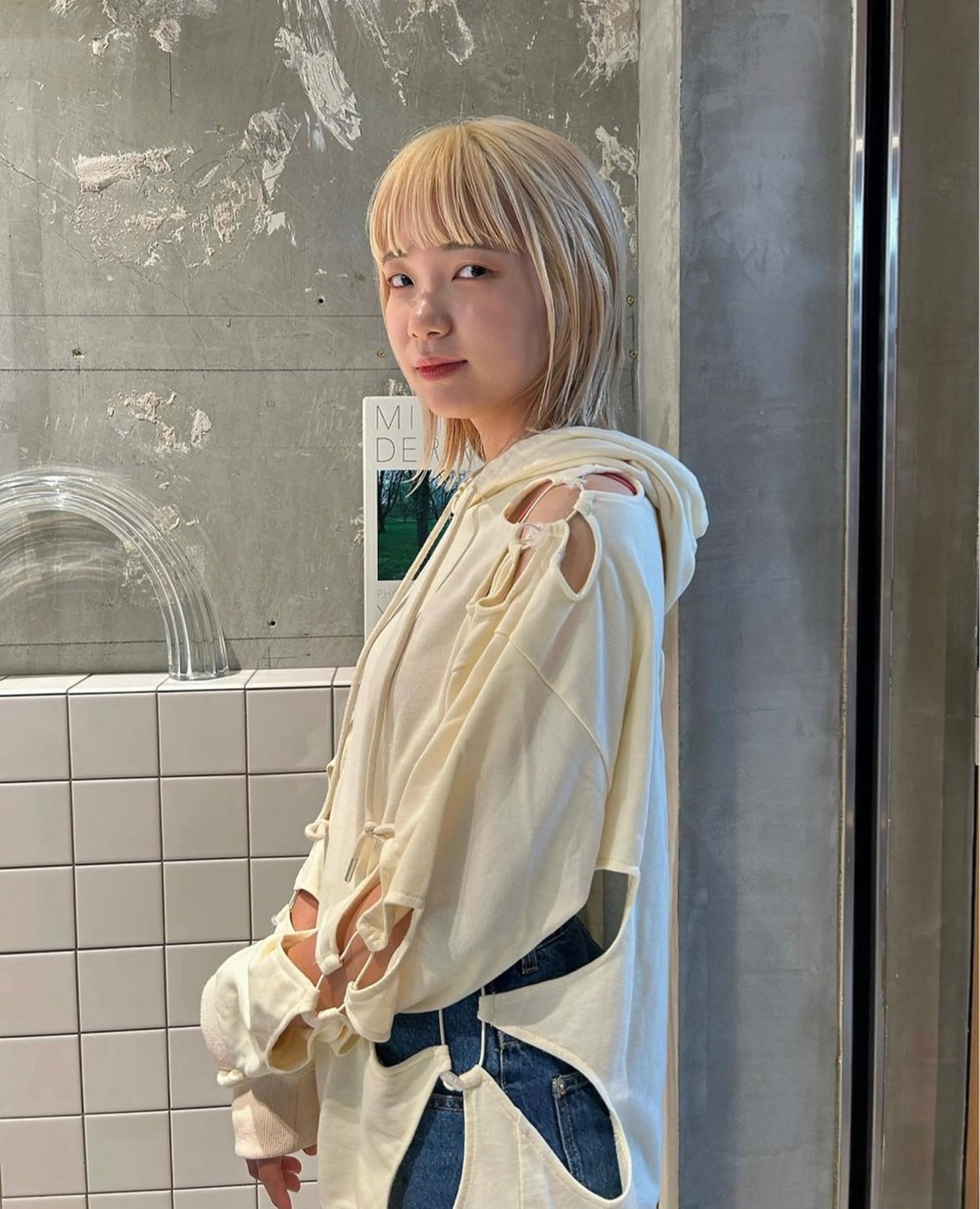 ミディアム カラー ベージュカラー ハイトーンカラー 【心斎橋・本町】 'PAPRE'メイのヘアスタイル