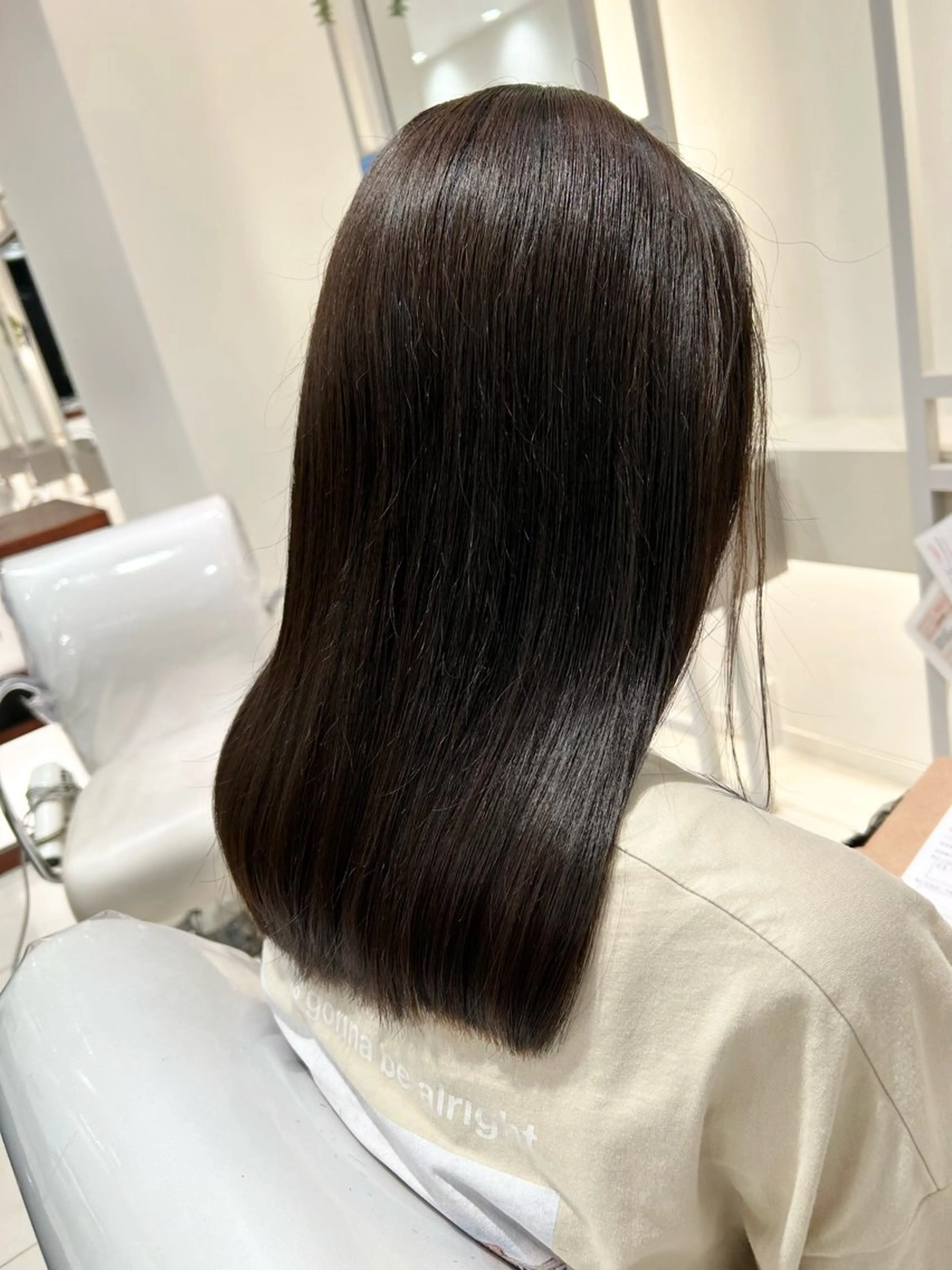 セミロング オオタ ユイナ🌈のヘアスタイル