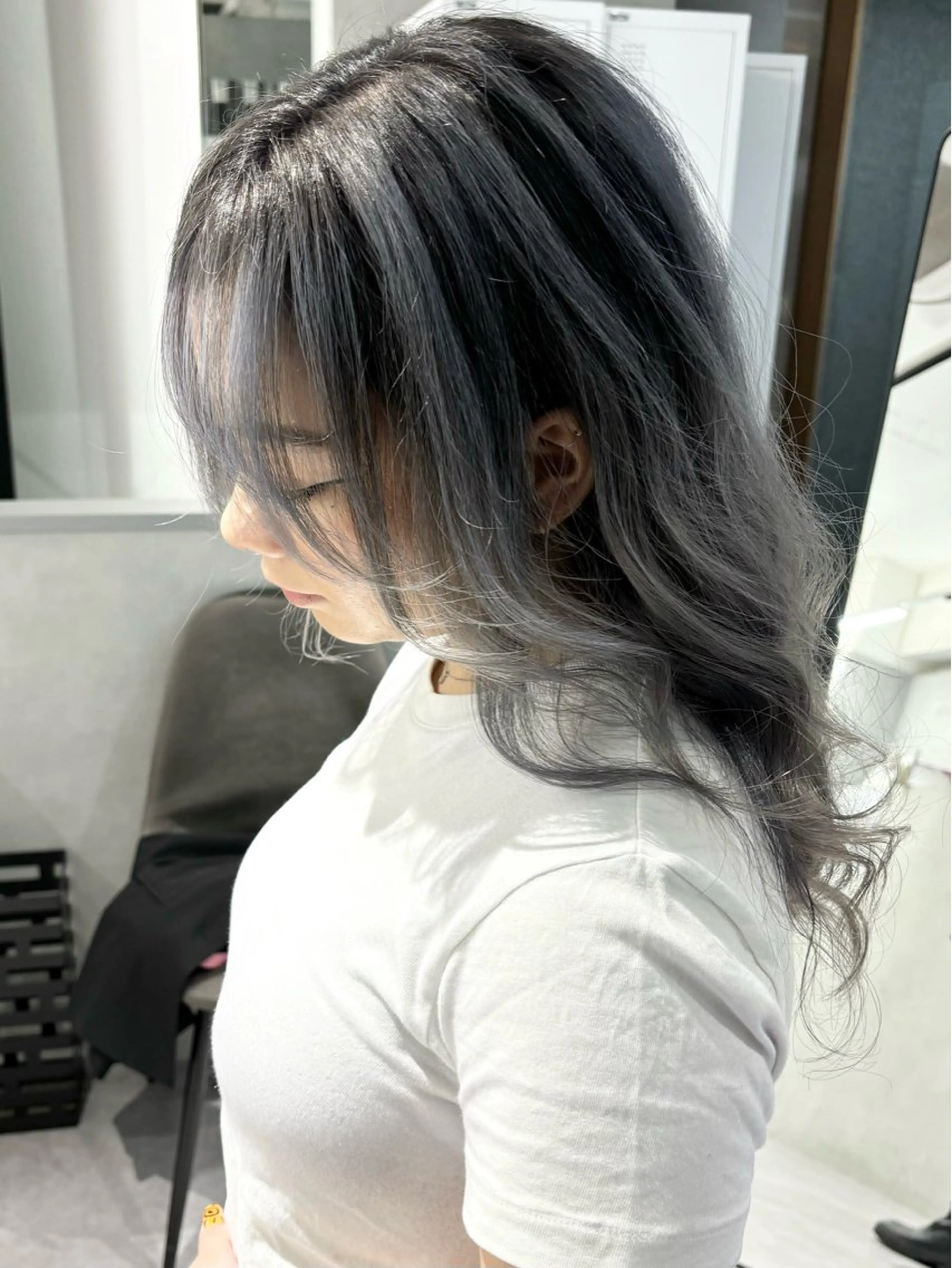 ミディアム カラー デザインカラー ダブルカラー ハイトーンカラー インナーカラー ボブ デザインカラー 小西勇次のヘアスタイル