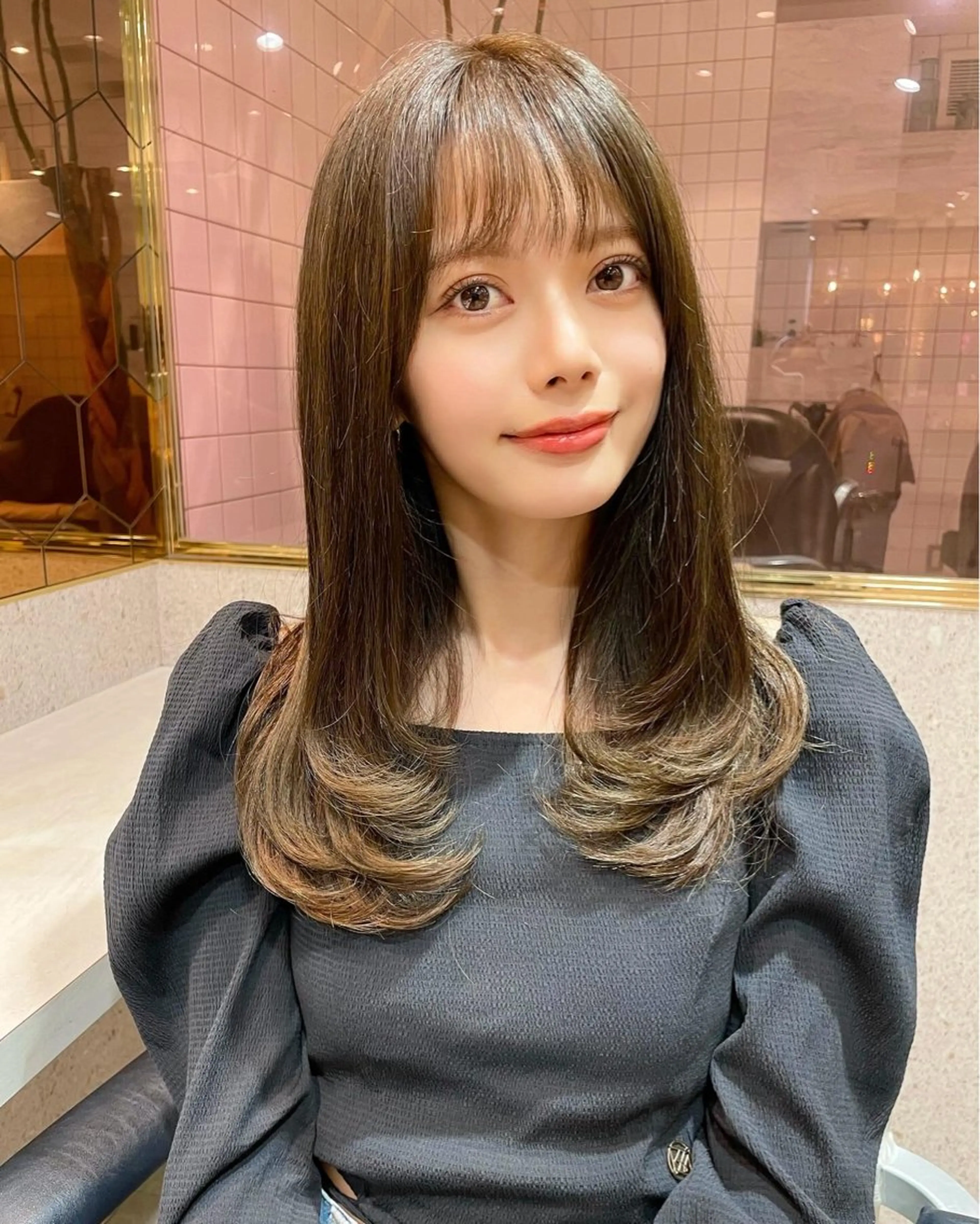 セミロング カラー ベージュカラー ブリーチ 透明感カラー ダブルカラー グレージュ 韓国ヘア🤍顔周り/ 髪質改善✨/林遼一郎のヘアスタイル