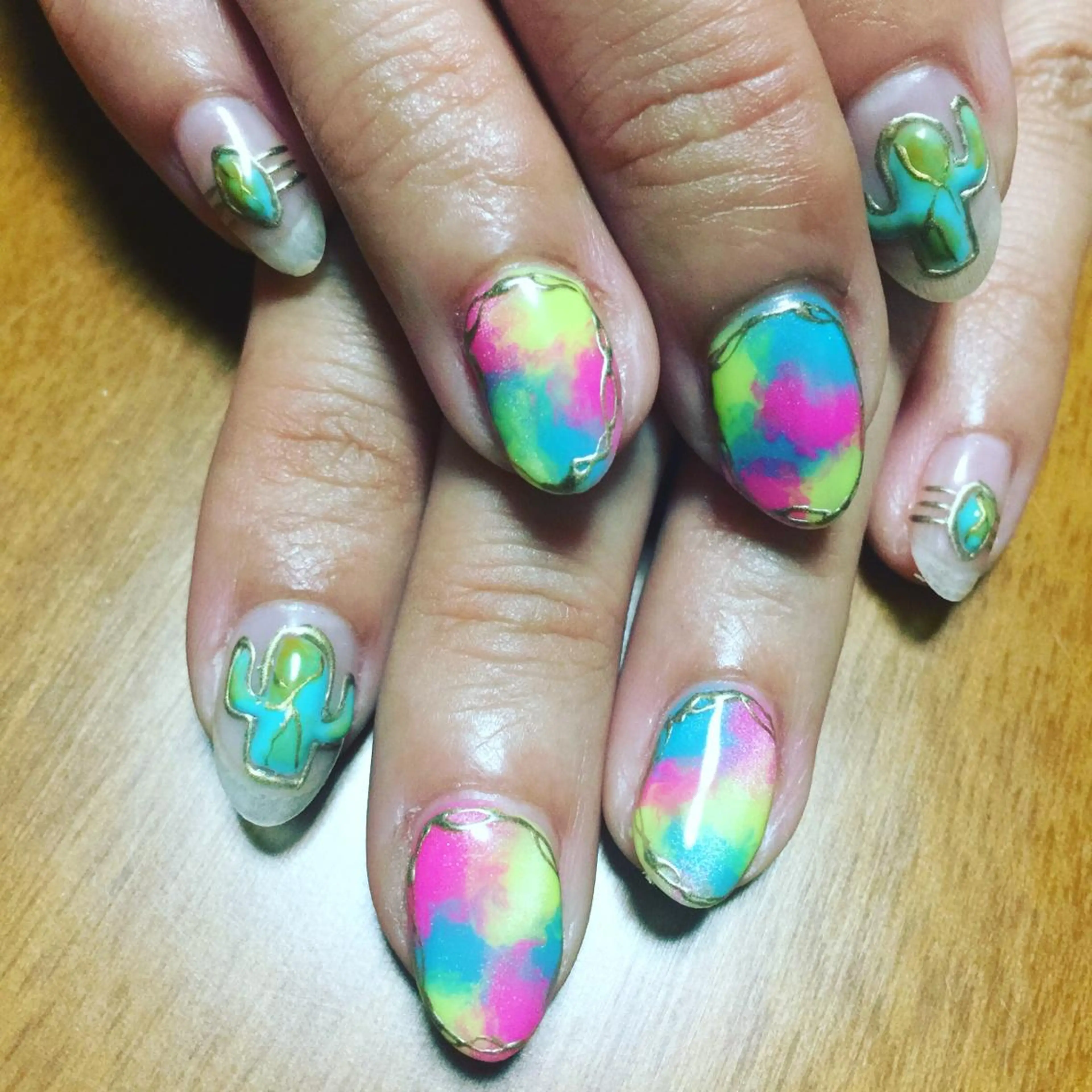 ネイル YÜA NAILのネイルデザイン