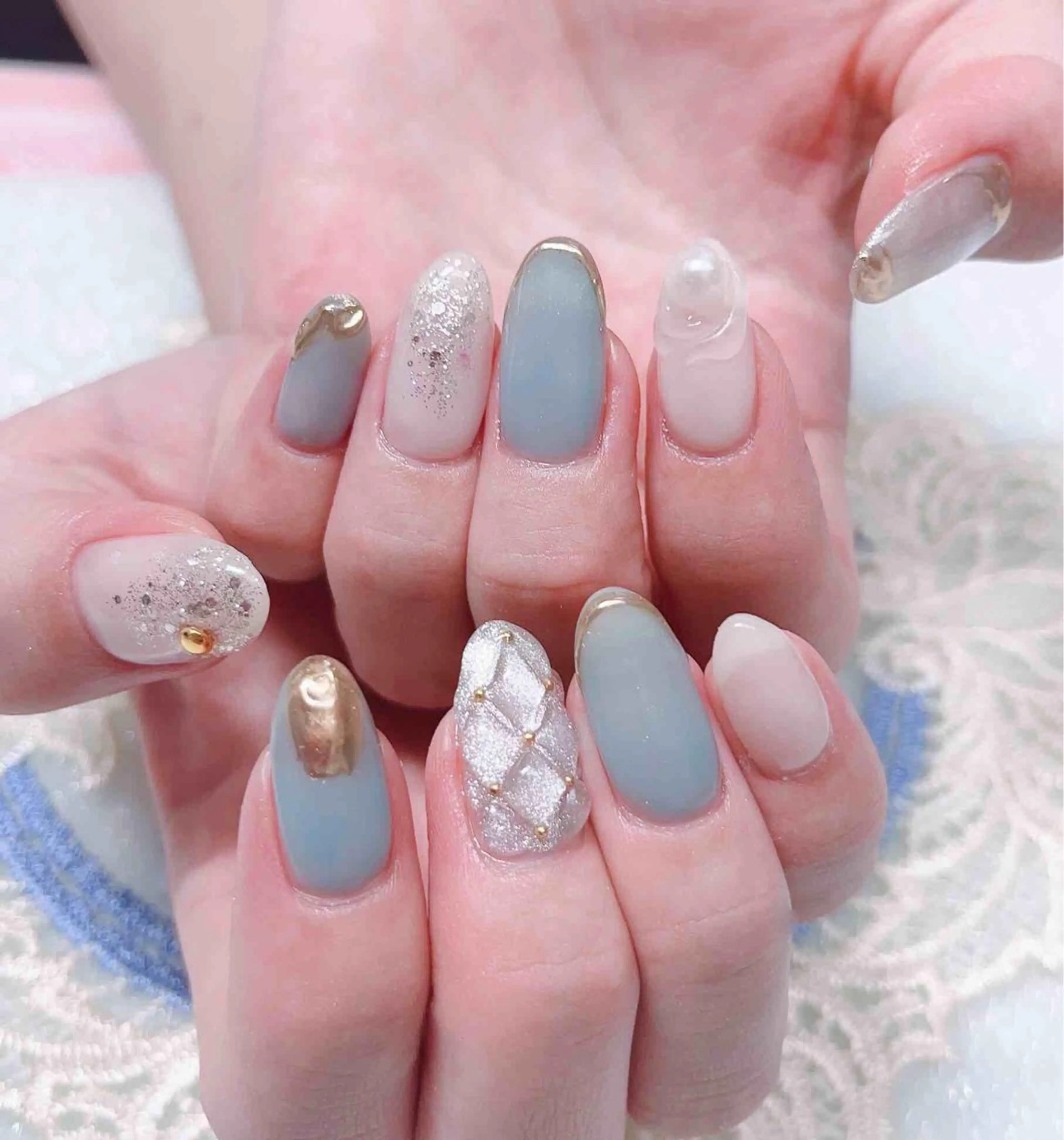 ネイル ハンドネイル MoonNail ユリ🌸のネイルデザイン
