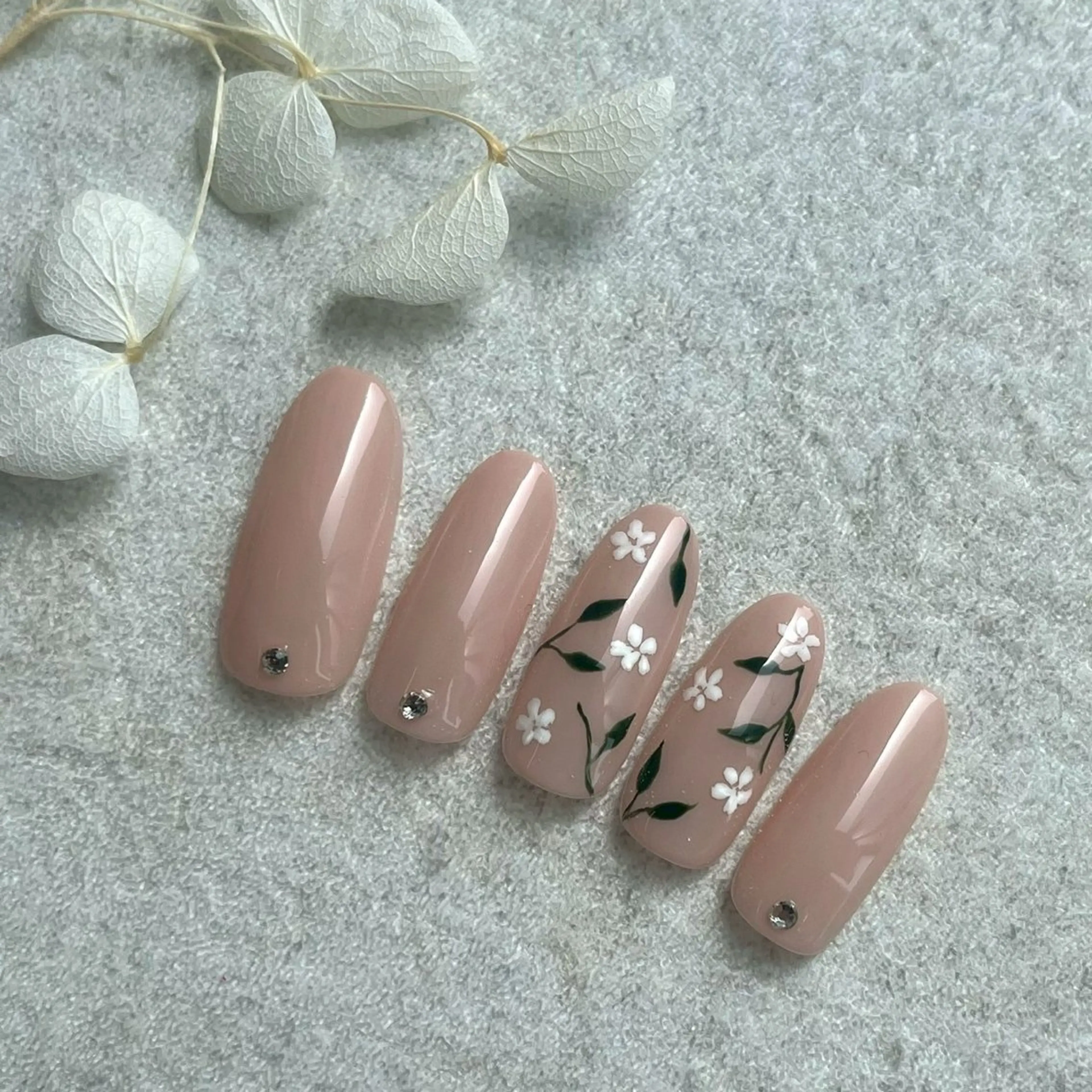 ネイル ⭐︎休業中の練習⭐︎ JNA認定講師髙橋のネイルデザイン