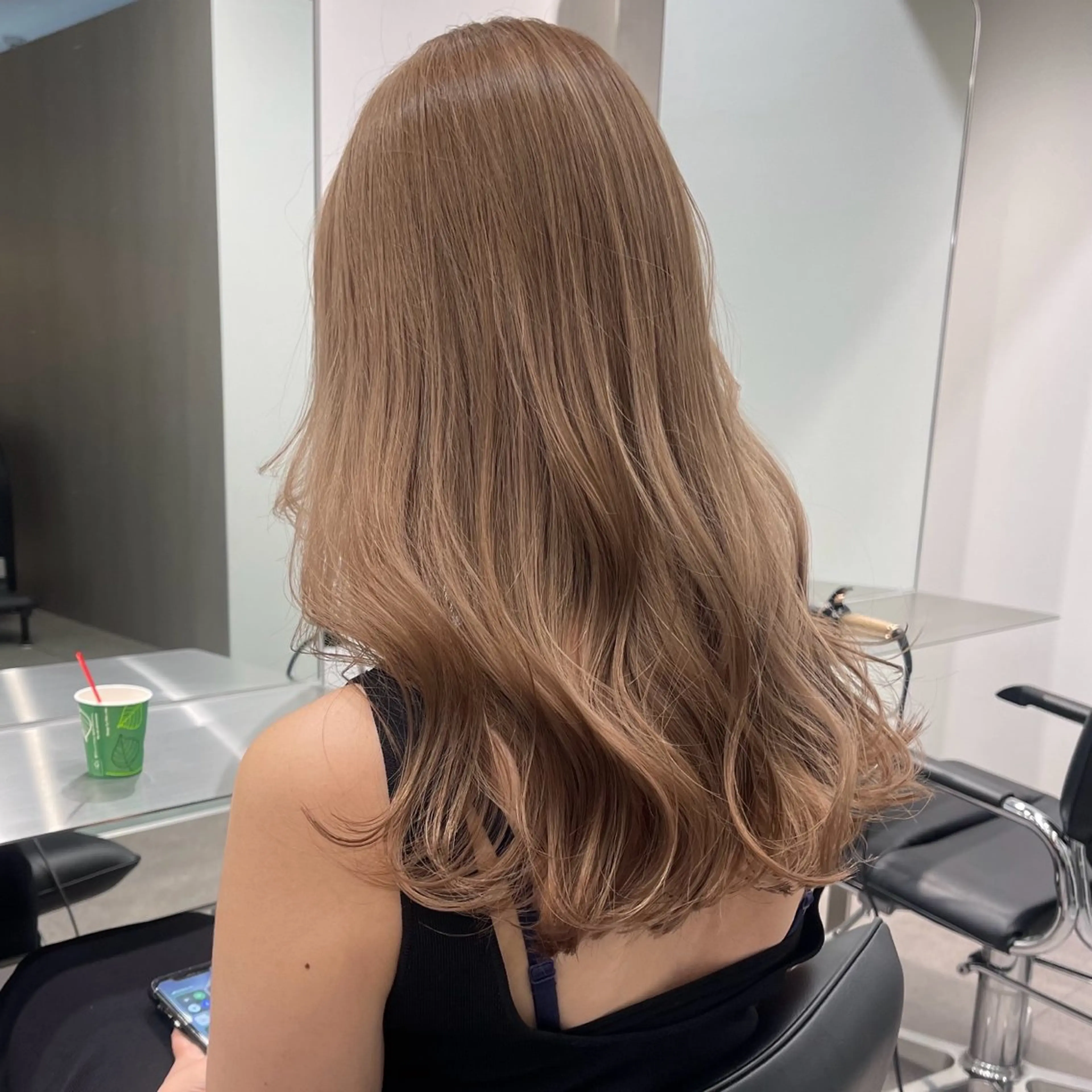 セミロング カラー 🌟 カット無料 / ナナ 🌟のヘアスタイル