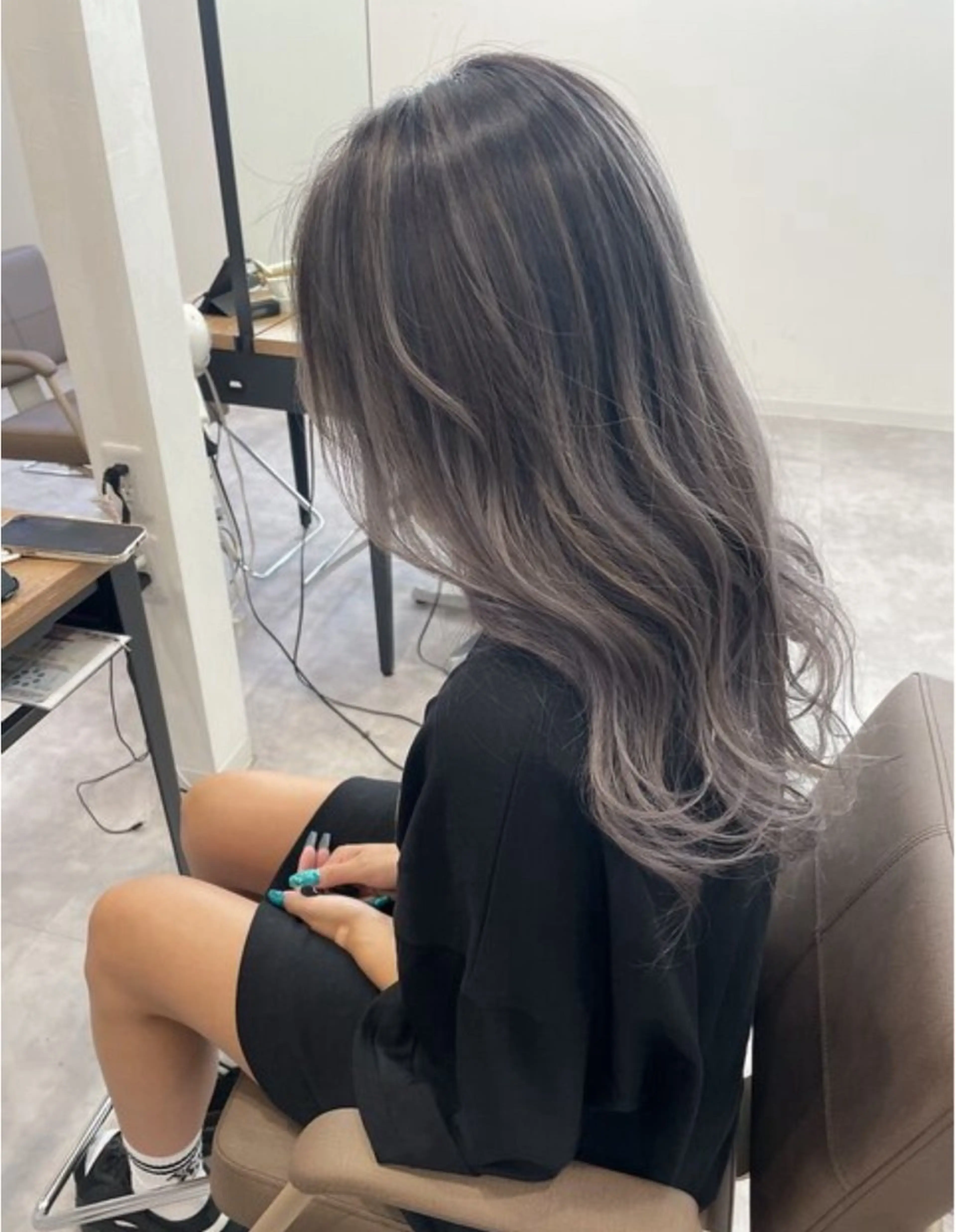 ロング カラー カット ヘアカラー 石井 紫文のヘアスタイル