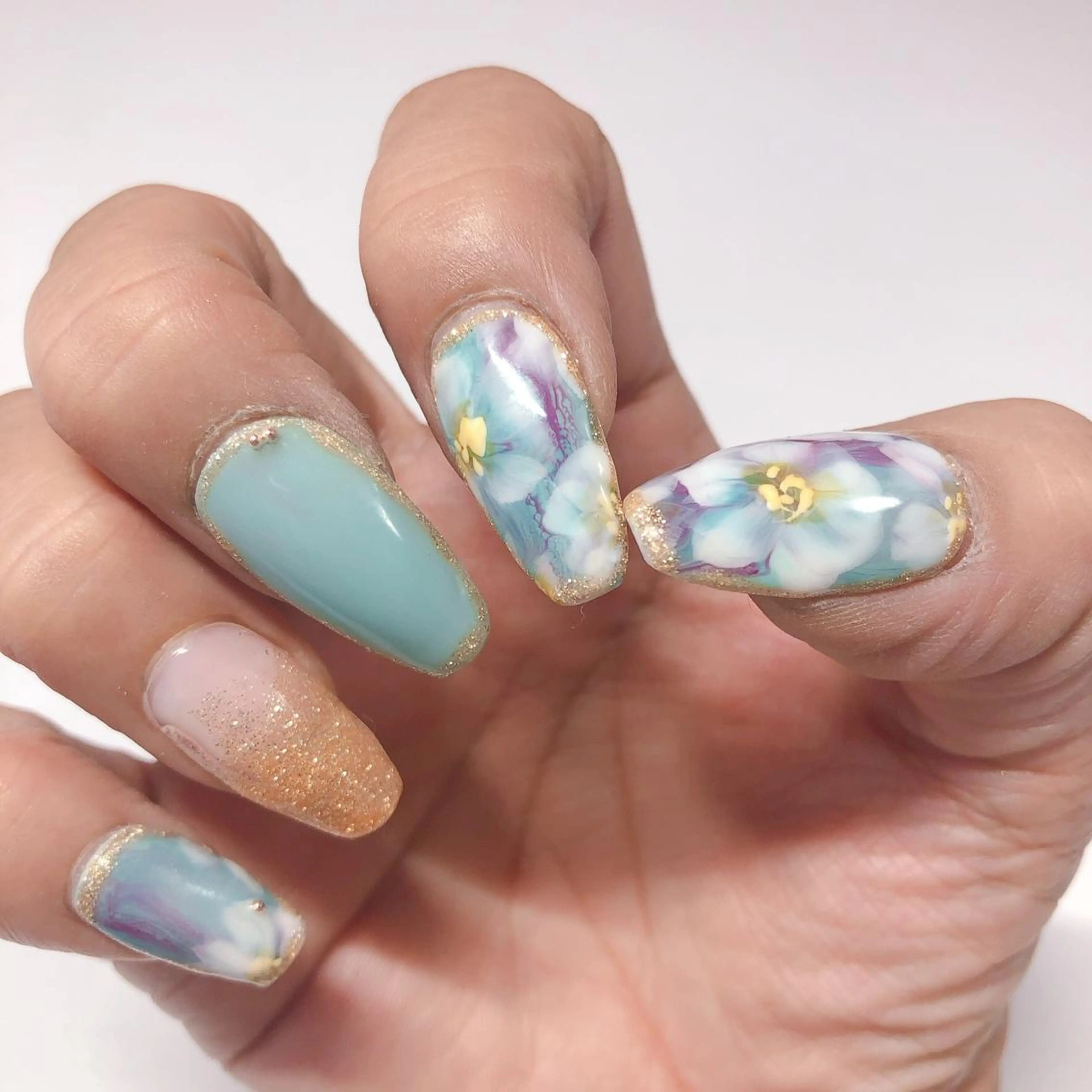 ネイル 奥園 良恵のネイルデザイン