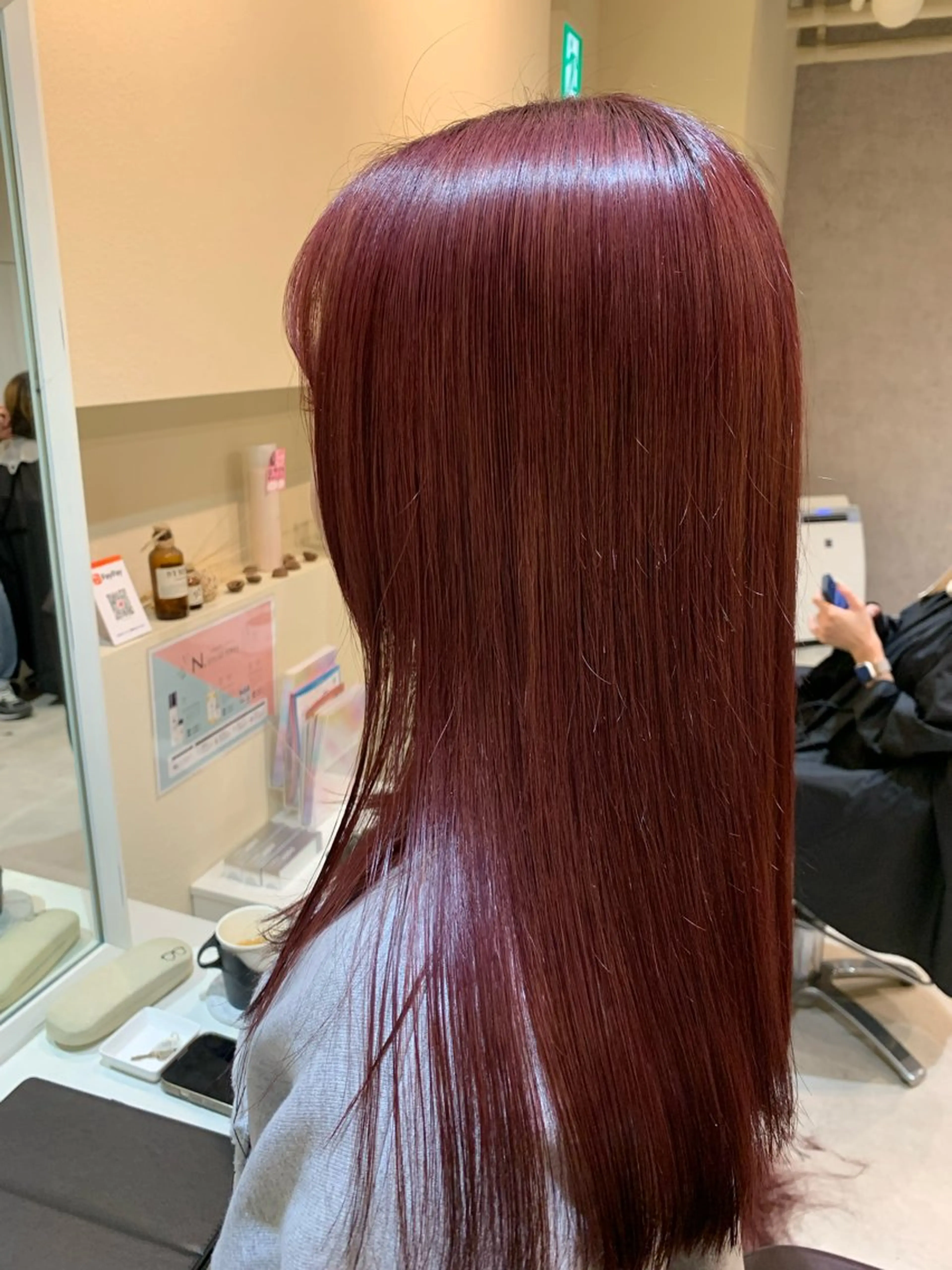 ロング カラー ボルドーカラー レッドカラー ヘアカラー トリートメント Yuuki🌷名古屋 栄 カラー/ボブのヘアスタイル