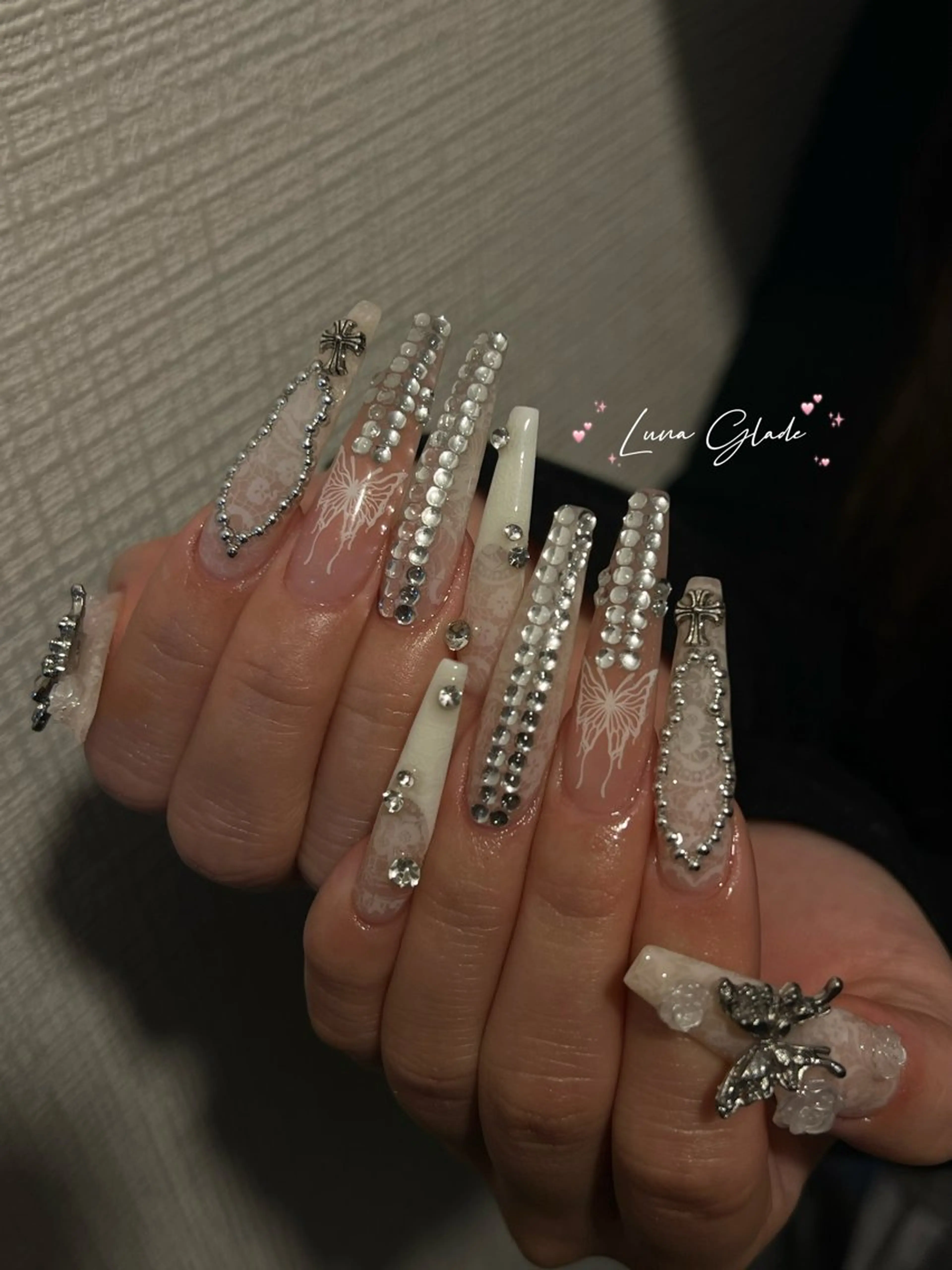 ネイル ハンドネイル Luna Gladeのネイルデザイン