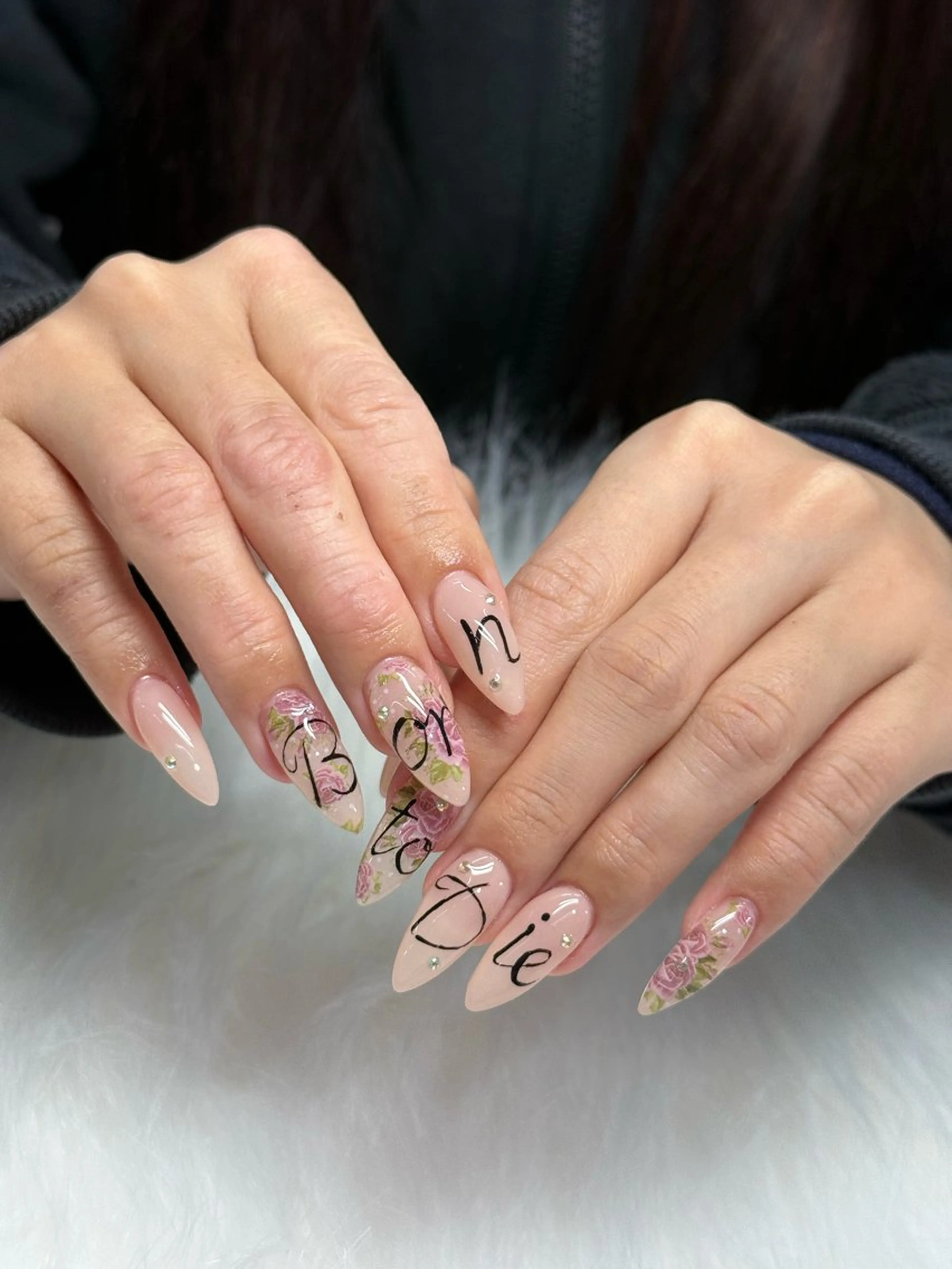 ネイル ハンドネイル WOLTOKYO渋谷 yunaのネイルデザイン