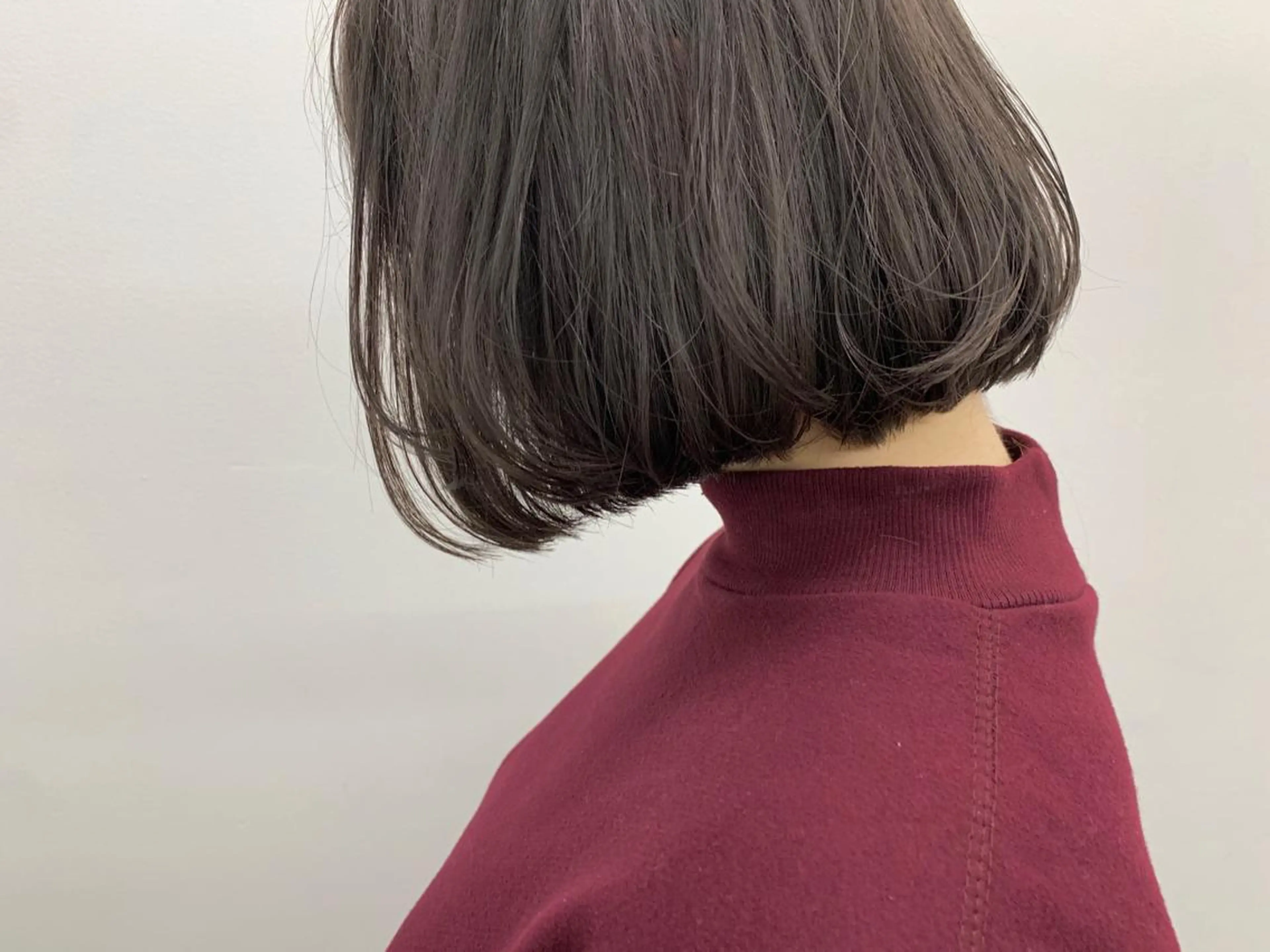 ミディアム カラー leben serikaのヘアスタイル