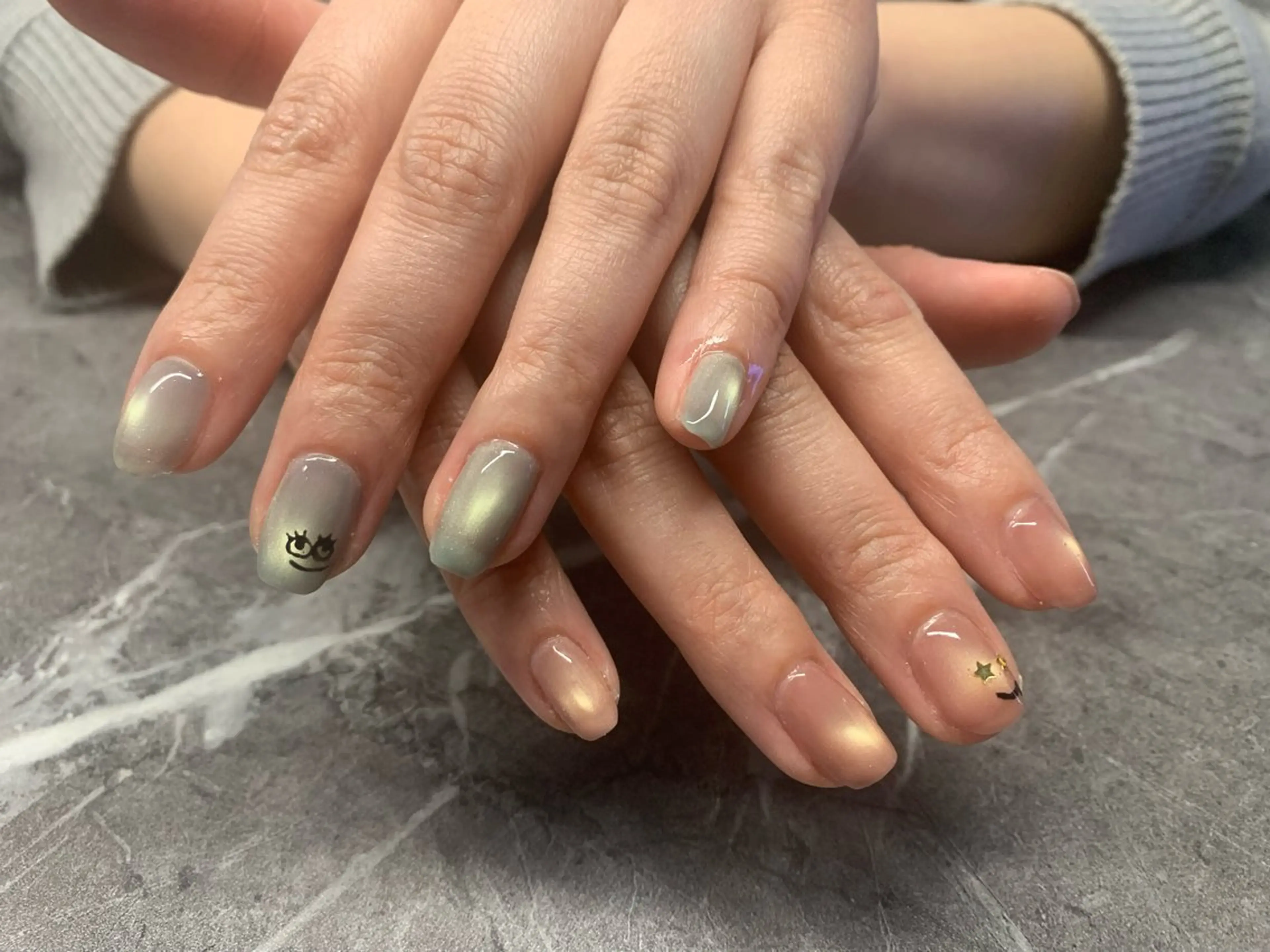 ネイル ハンドネイル 芳賀 暦美のネイルデザイン