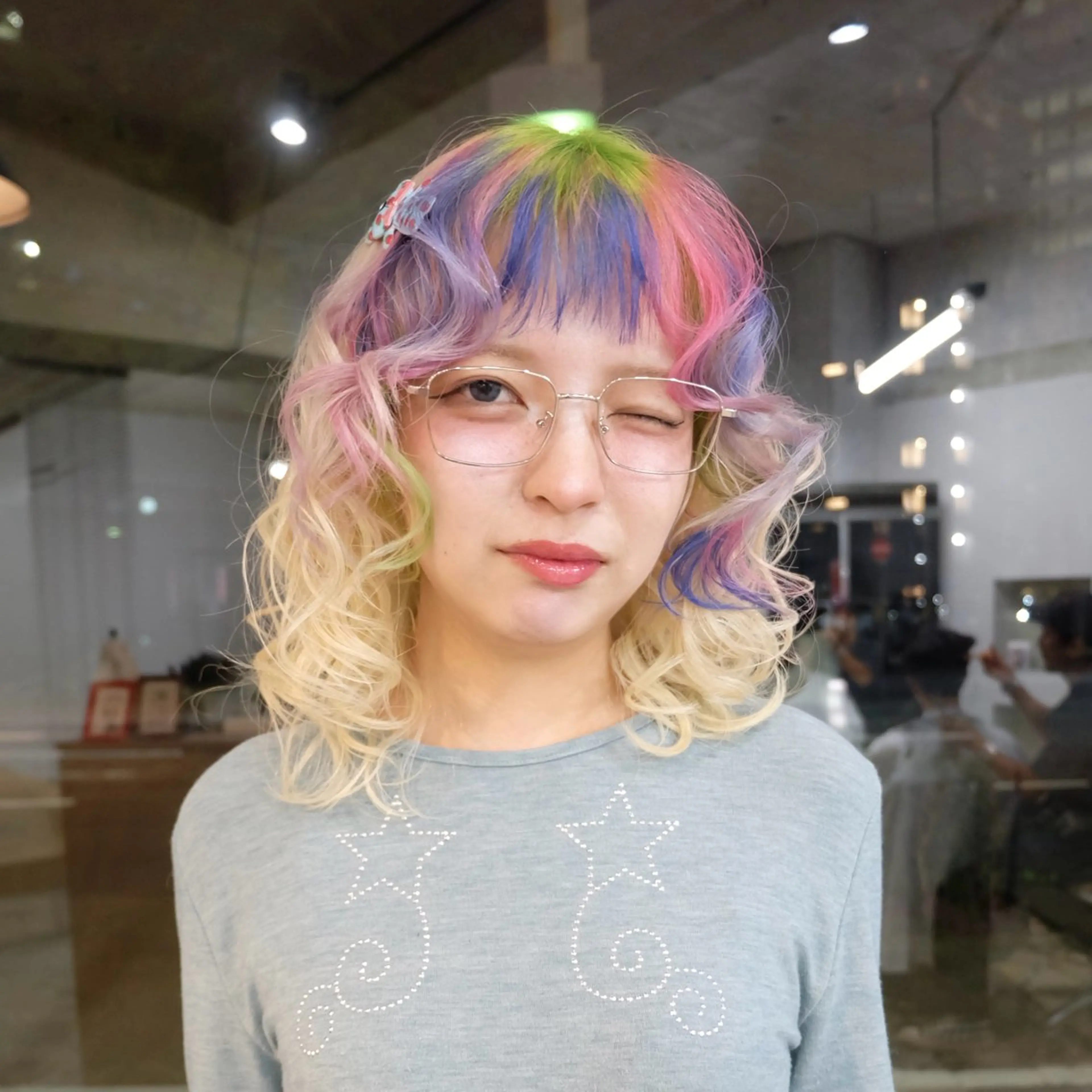ミディアム 佐藤 しずくのヘアスタイル