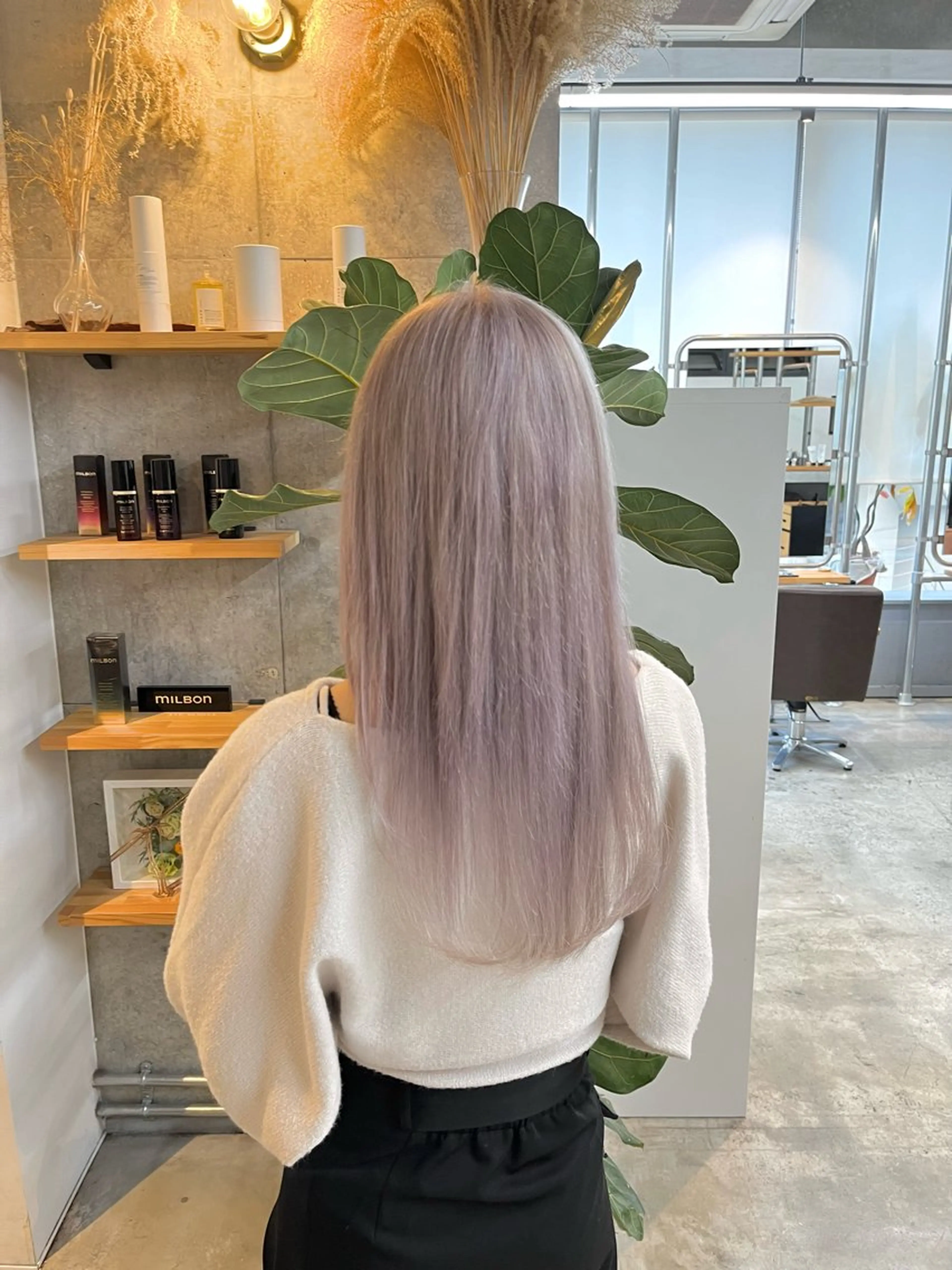 ロング ヘアカラー ハイトーンカラ ー/小川のヘアスタイル