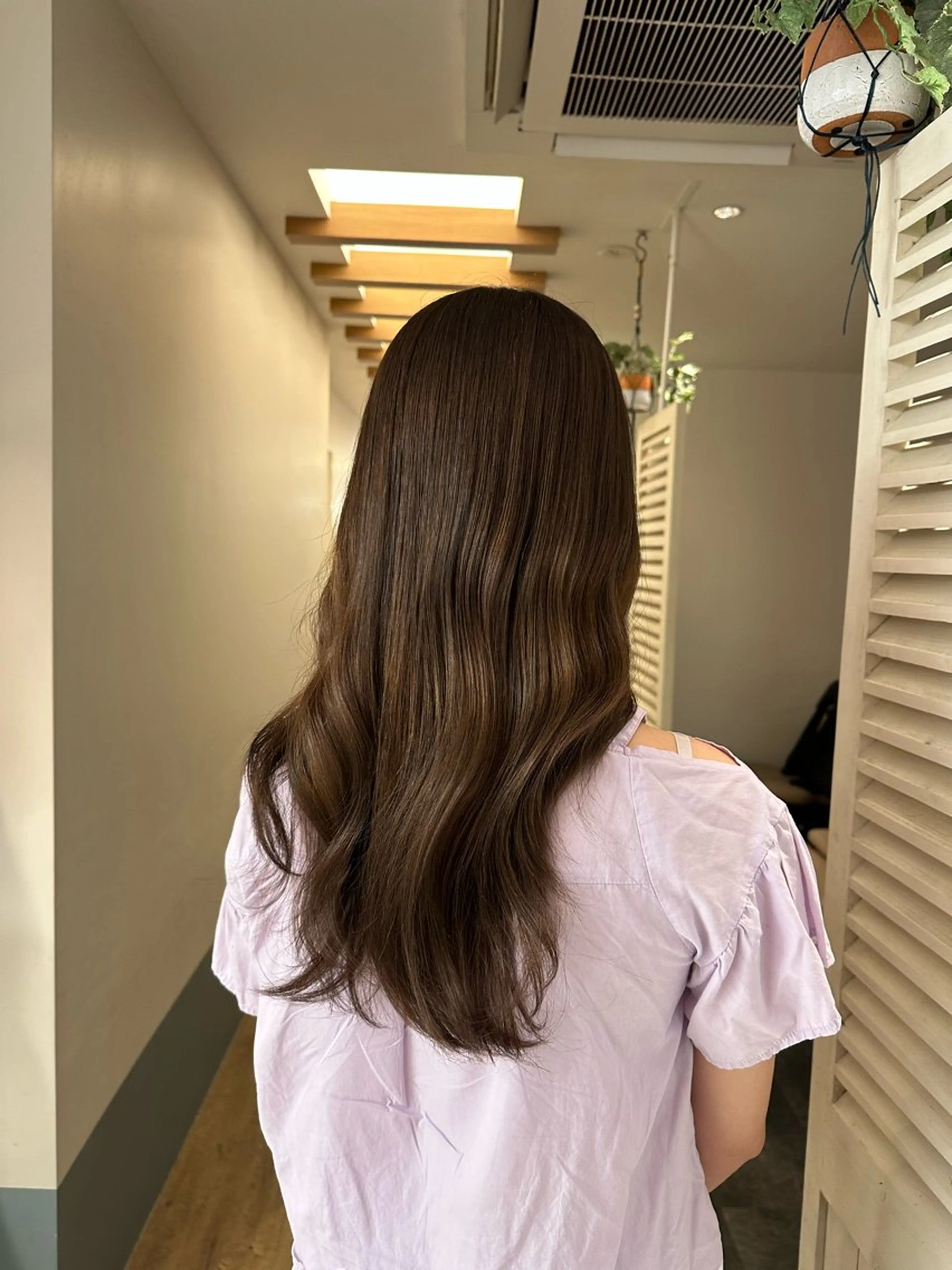 ロング カラー ヘアカラー トリートメント 安丸 結夏のヘアスタイル