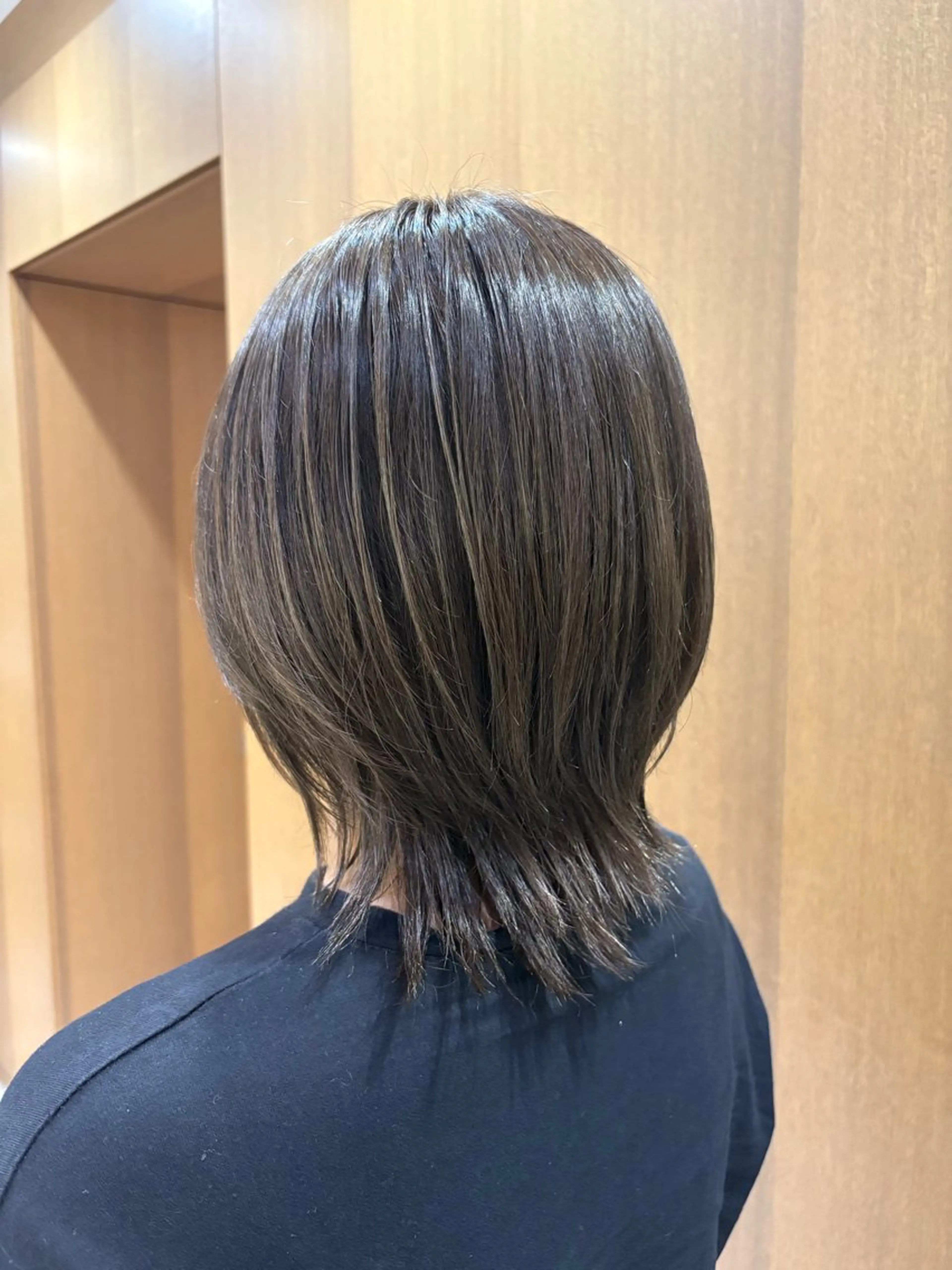 ミディアム ヘアカラー 寺本 心のヘアスタイル