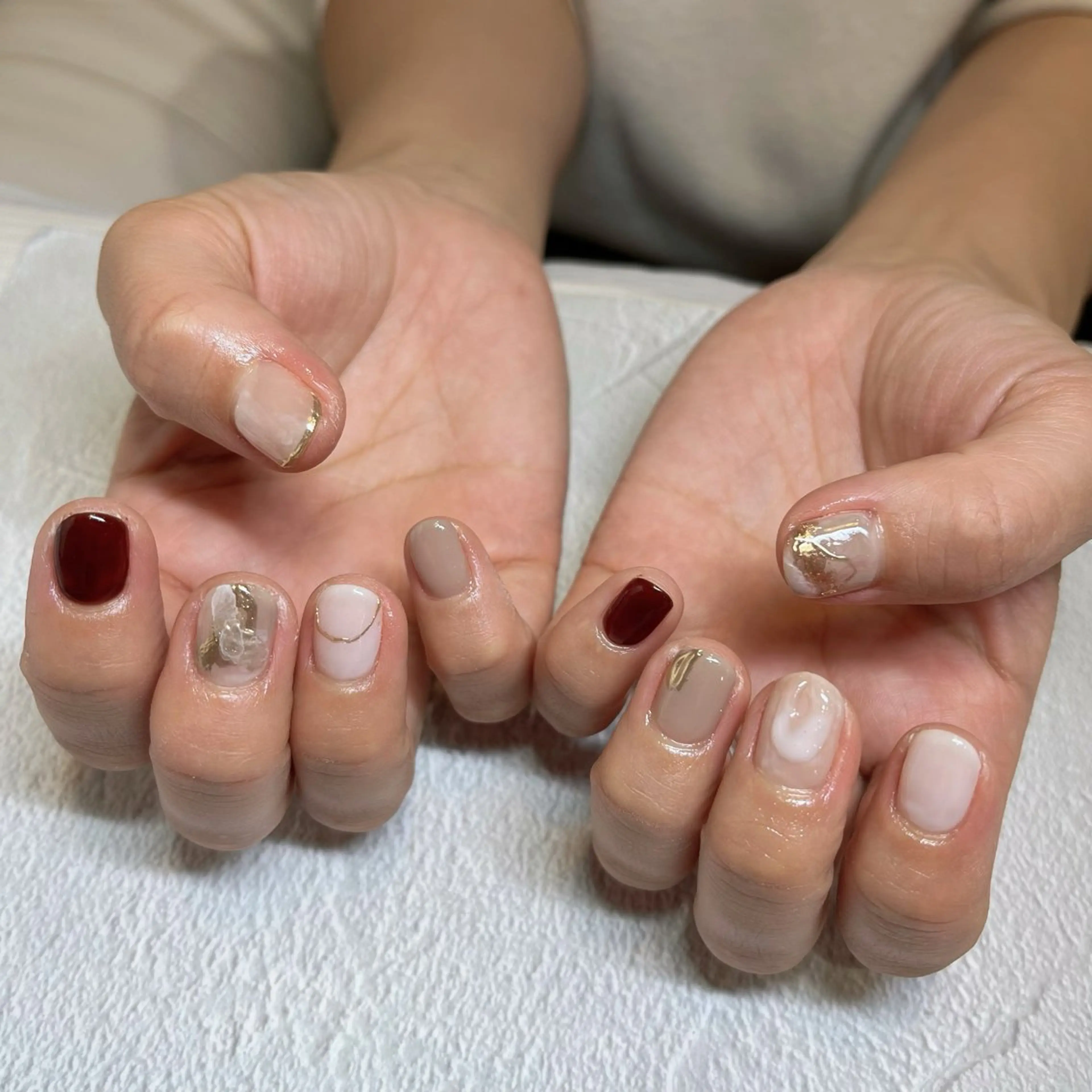 ネイル ニュアンスネイル REMIA 🤍 NAKANEのネイルデザイン