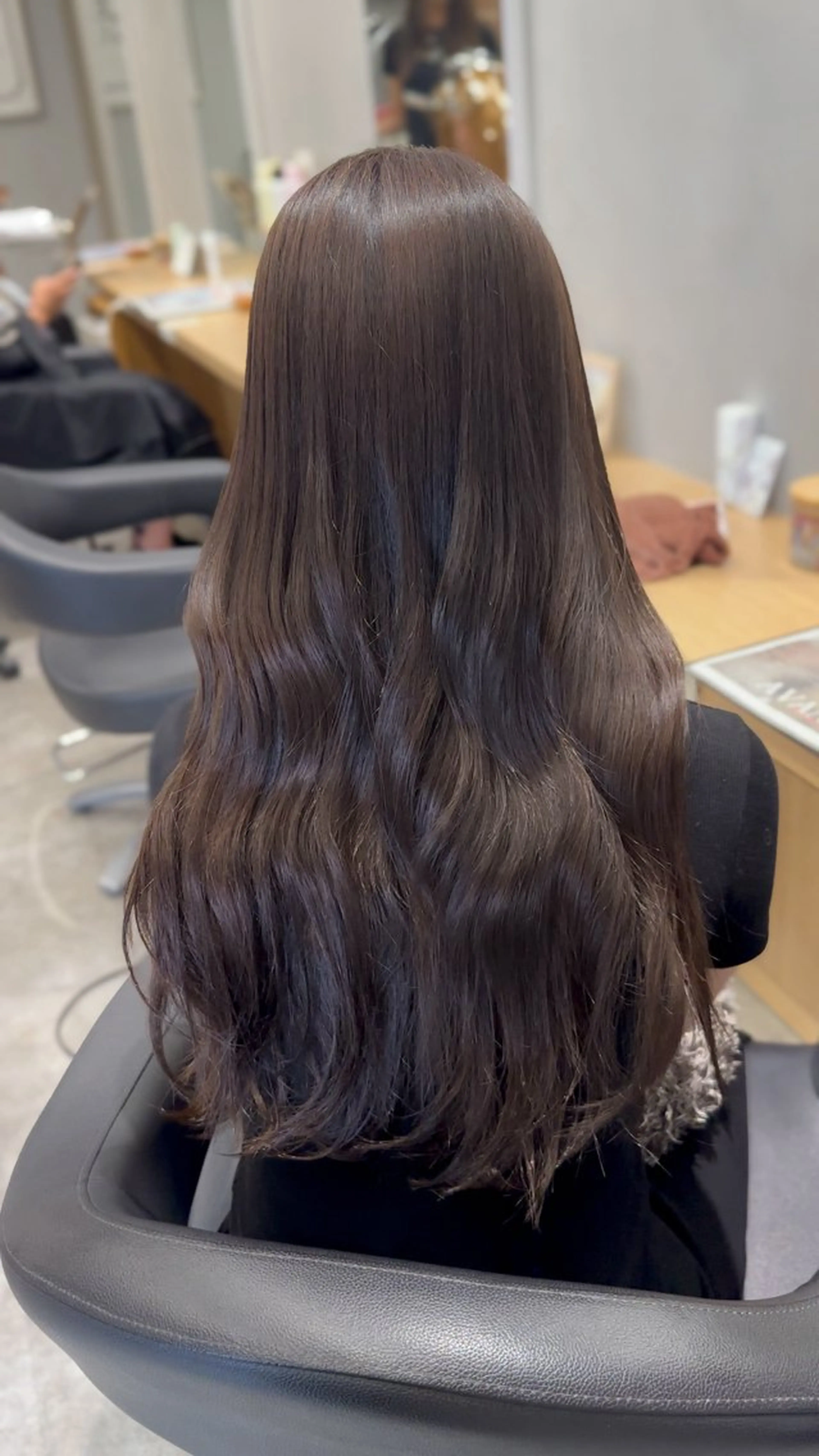 ミディアム カット ヘアカラー 巻ける髪質改善🫧ハ イライト/永田汰伊智のヘアスタイル