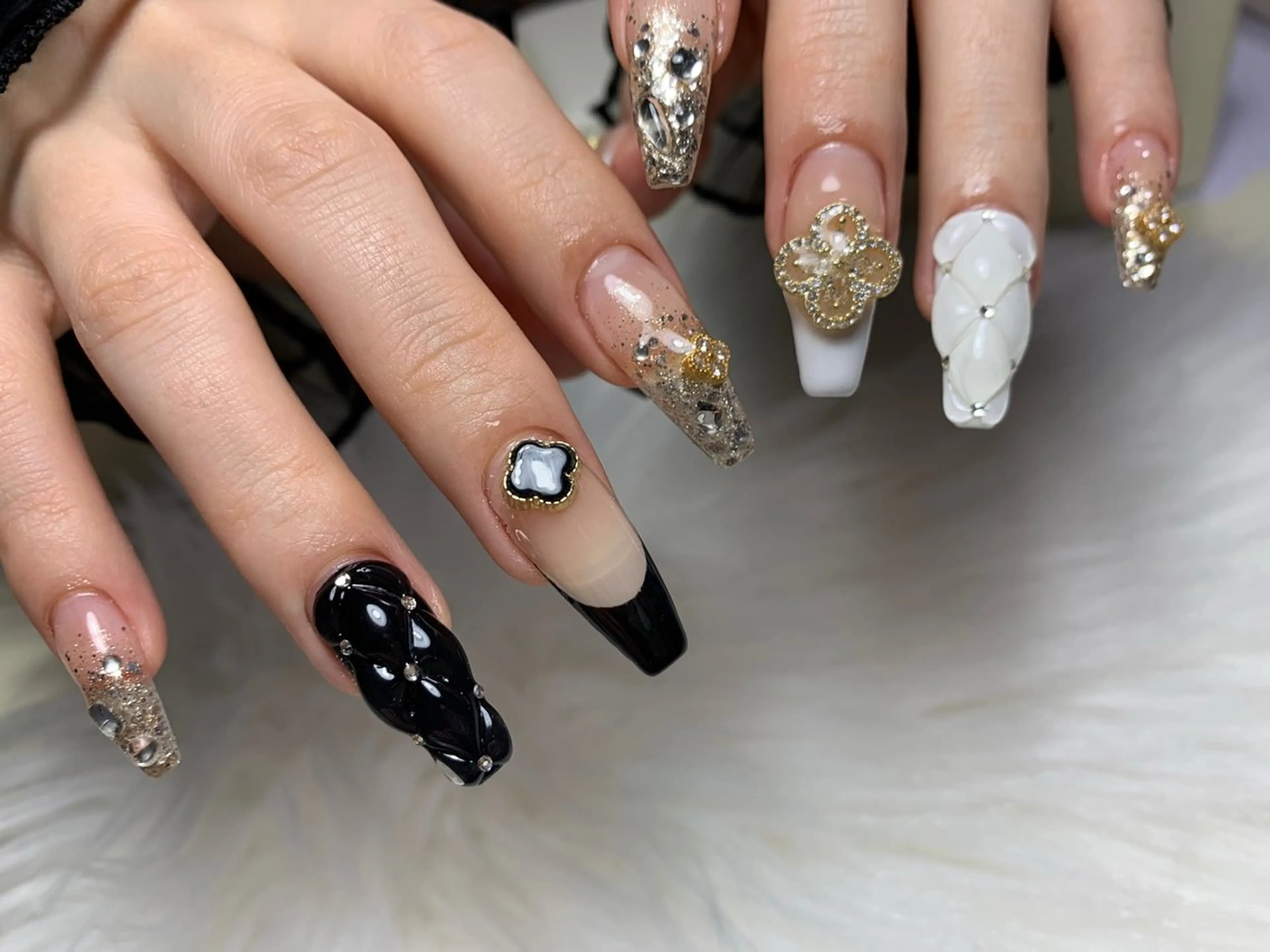 ネイル Allu nail 新宿のネイルデザイン