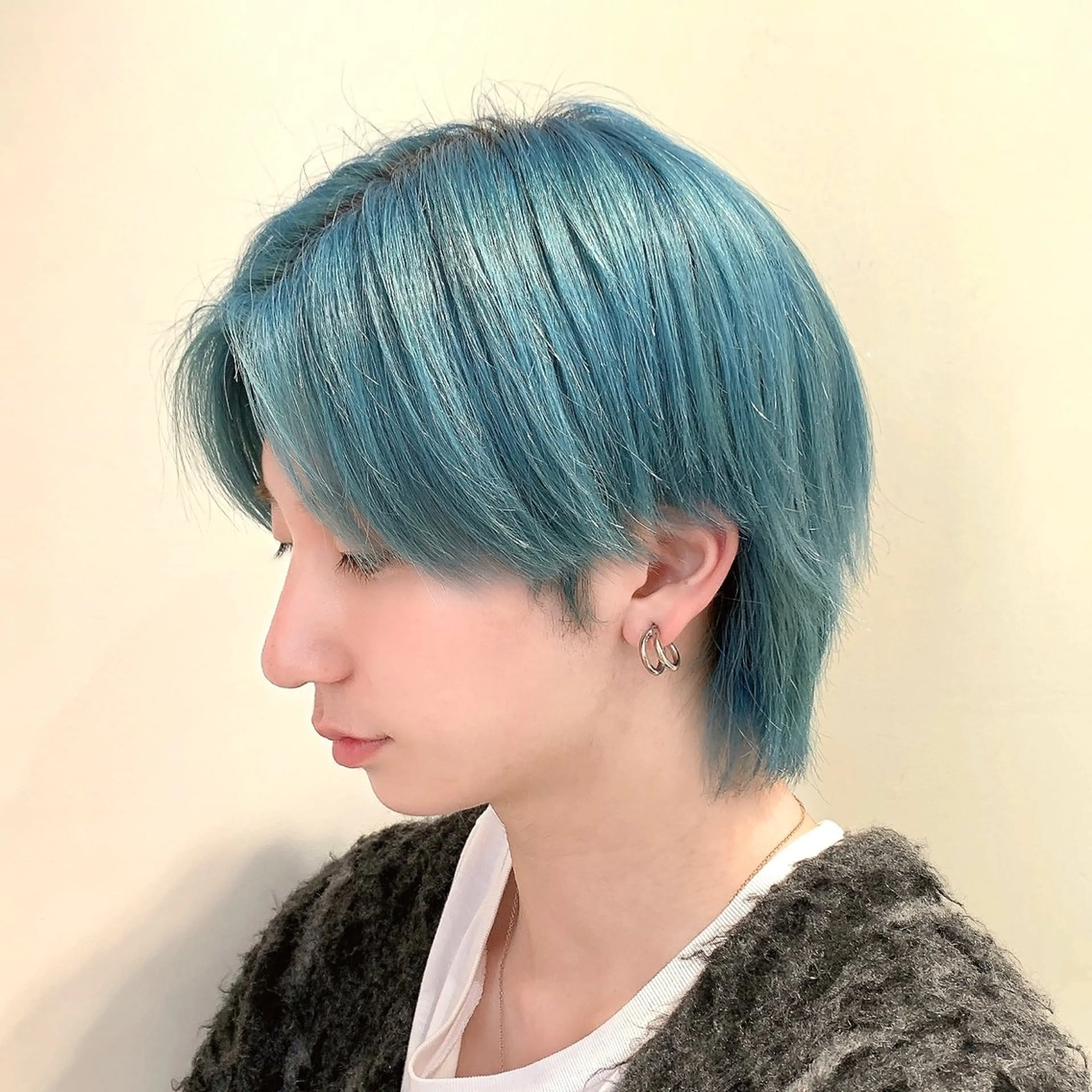 カラー アクアカラー ブルーカラー ヘアカラー トリートメント ヘッドスパ ヘアセット 韓国ヘア/レイヤー/ 顔まわり/りょーとのヘアスタイル